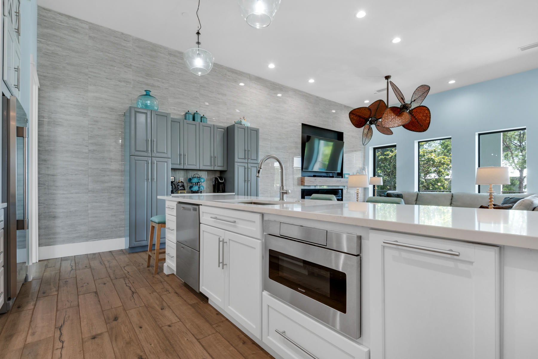FRANGISTA BEACH 2ND ADDN - Residential