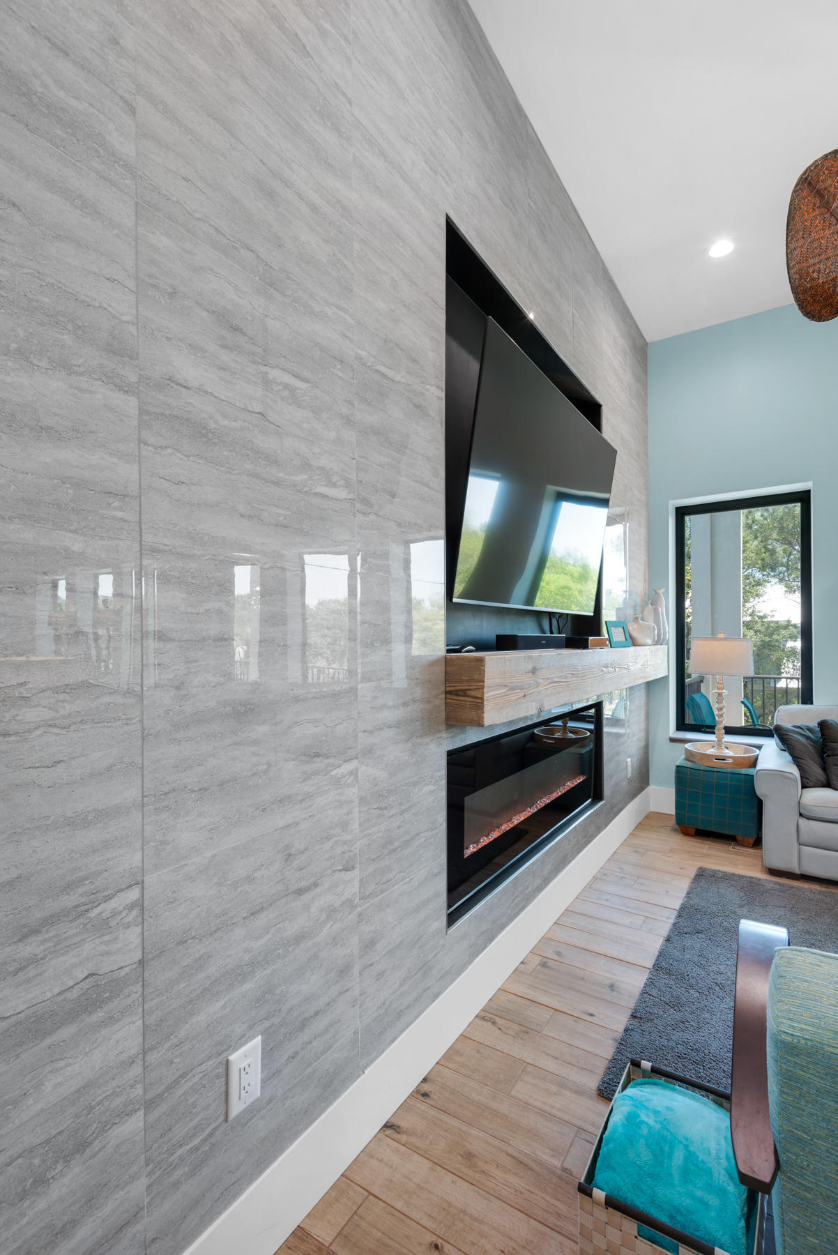 FRANGISTA BEACH 2ND ADDN - Residential