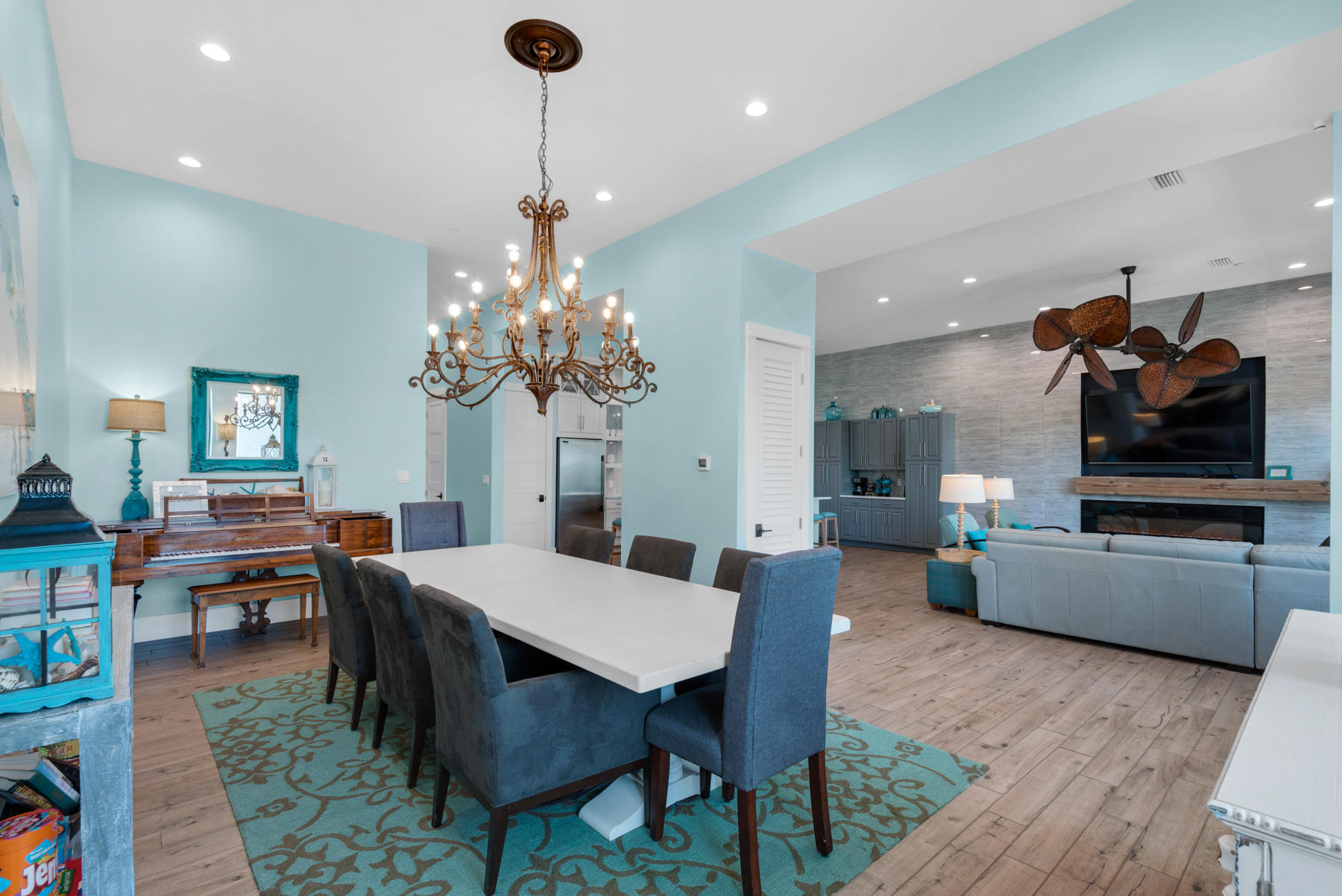 FRANGISTA BEACH 2ND ADDN - Residential