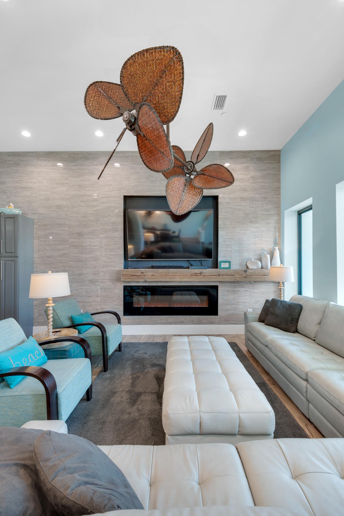 FRANGISTA BEACH 2ND ADDN - Residential