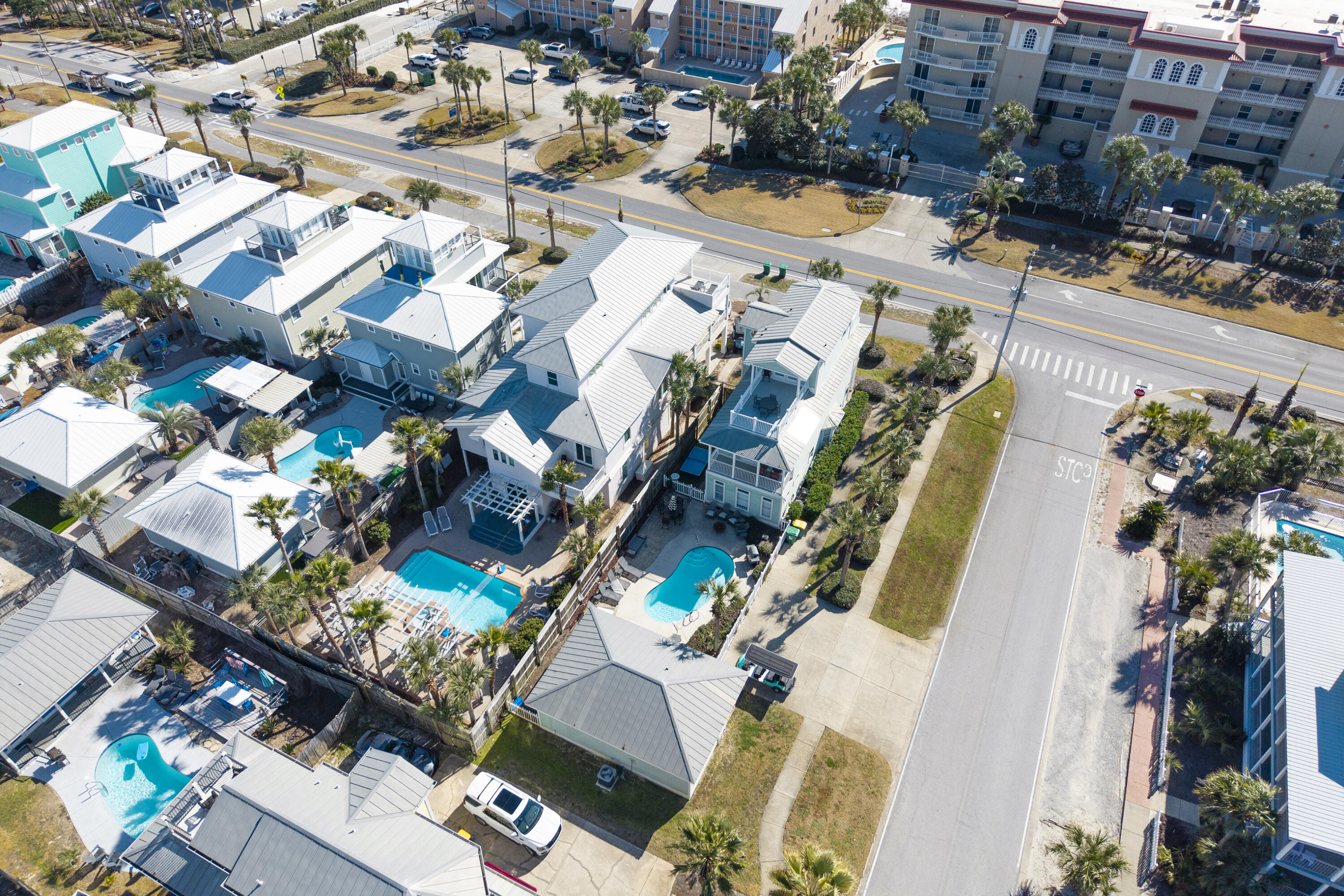 CRYSTAL BEACH - Residential