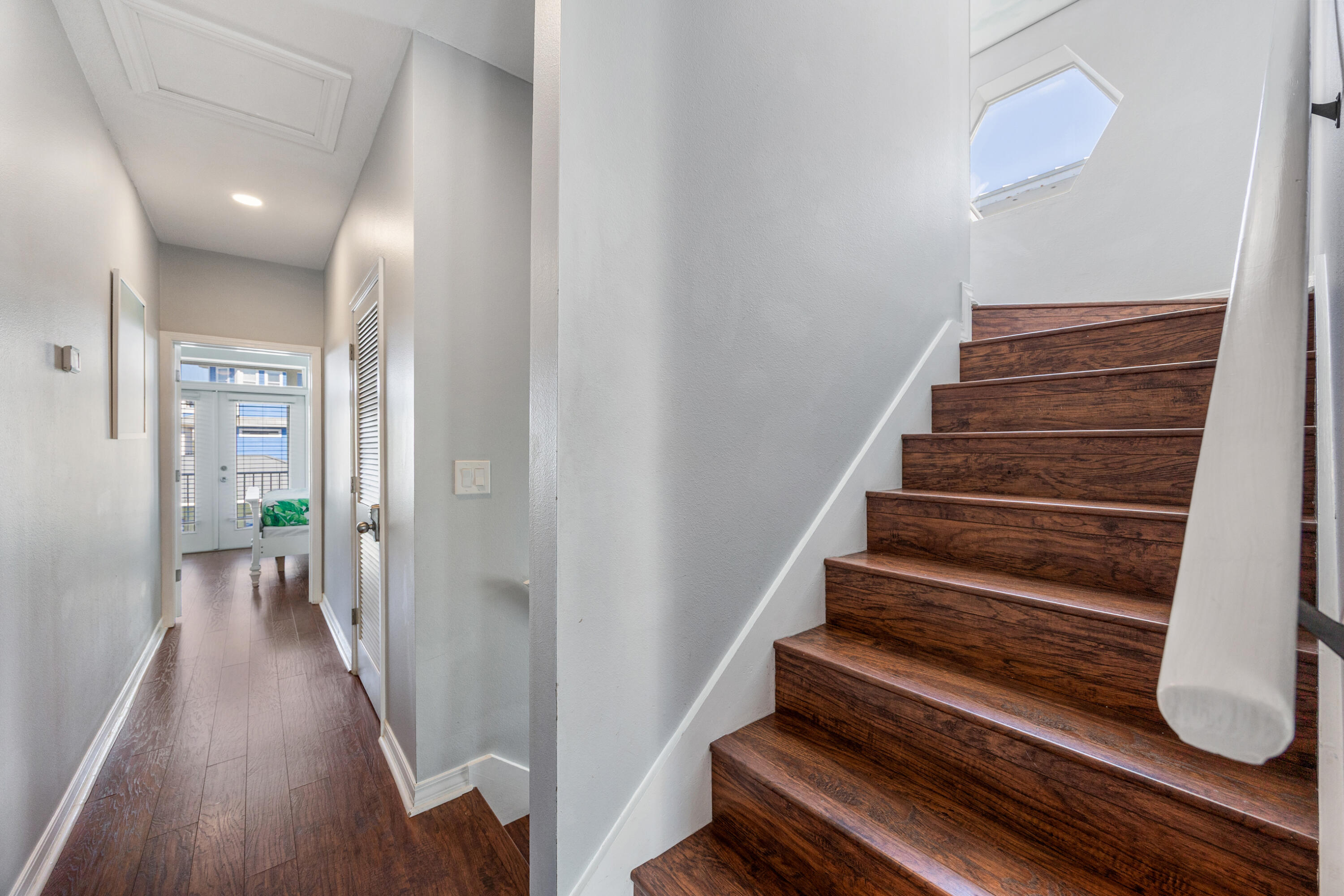 CRYSTAL BEACH - Residential