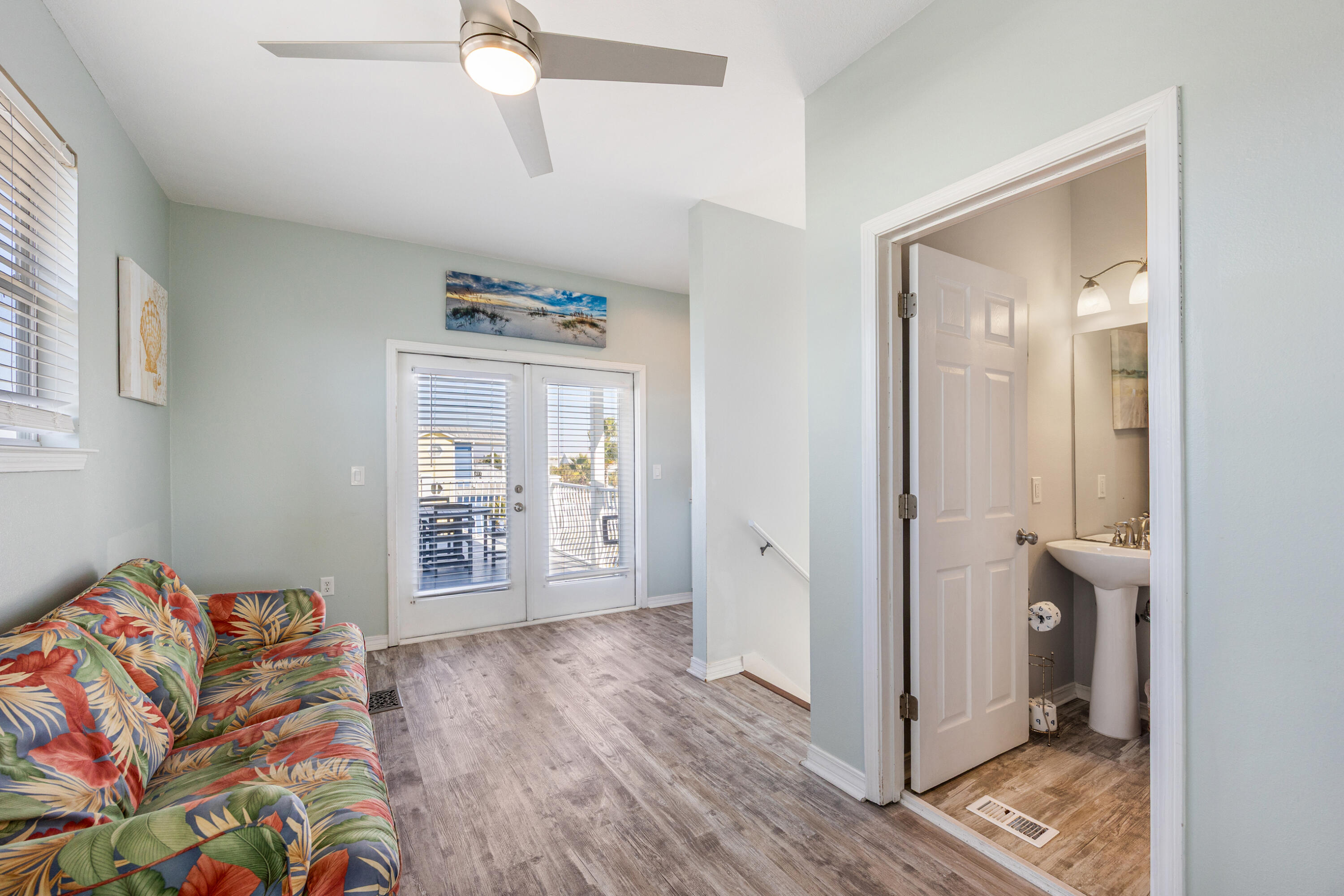 CRYSTAL BEACH - Residential