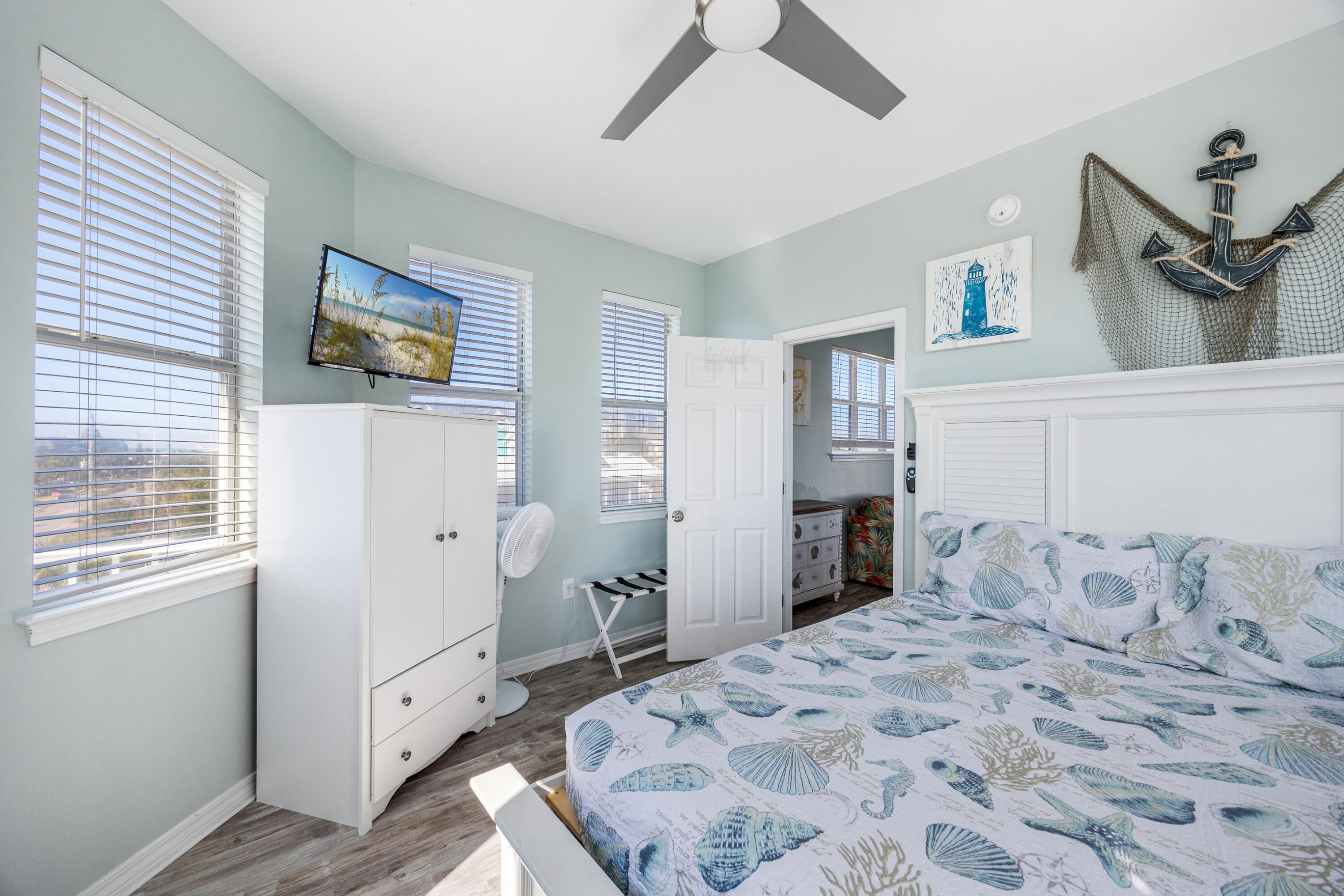 CRYSTAL BEACH - Residential