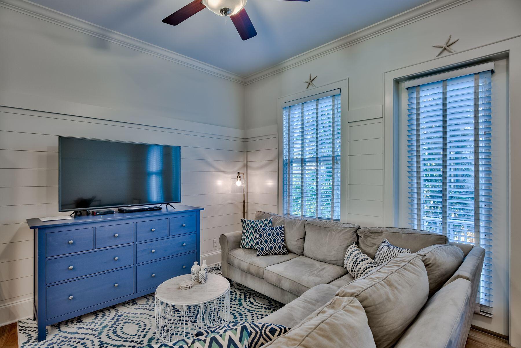 SUMMER PLACE - Residential