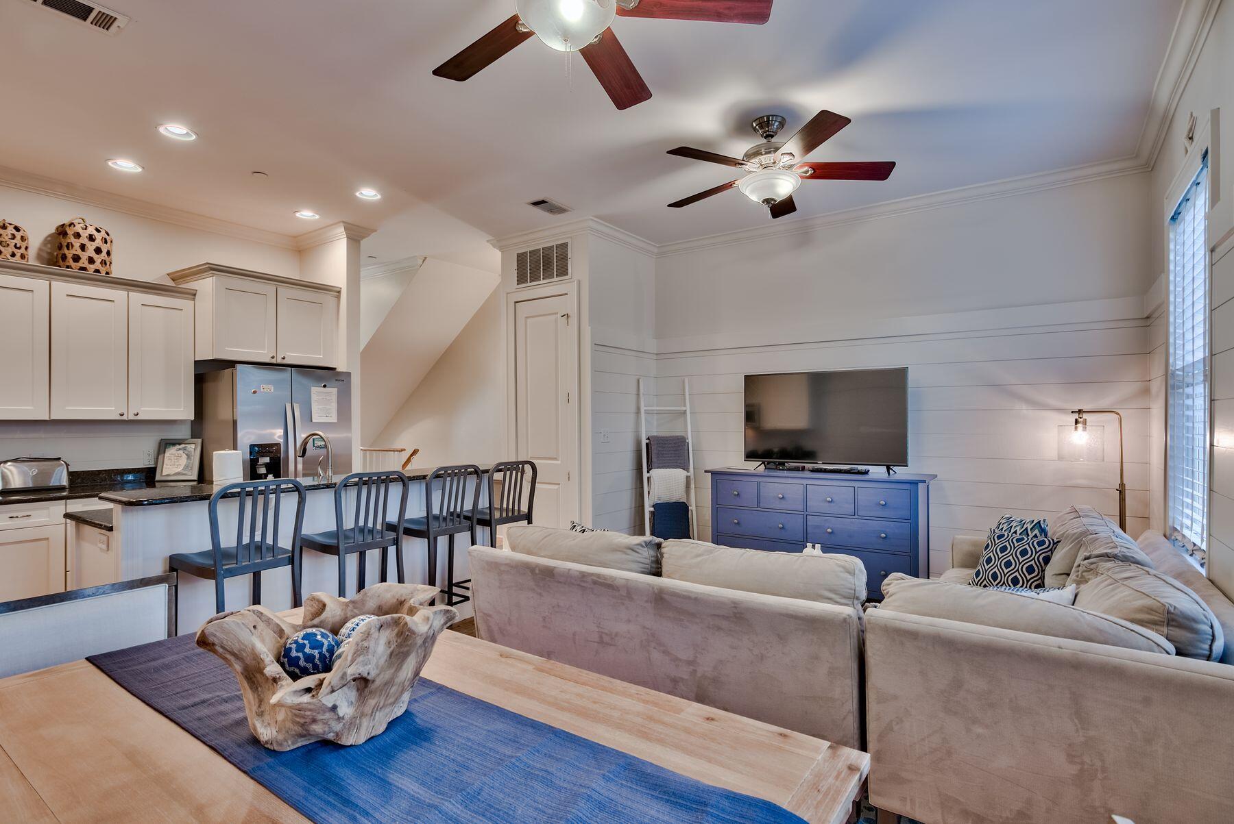 SUMMER PLACE - Residential