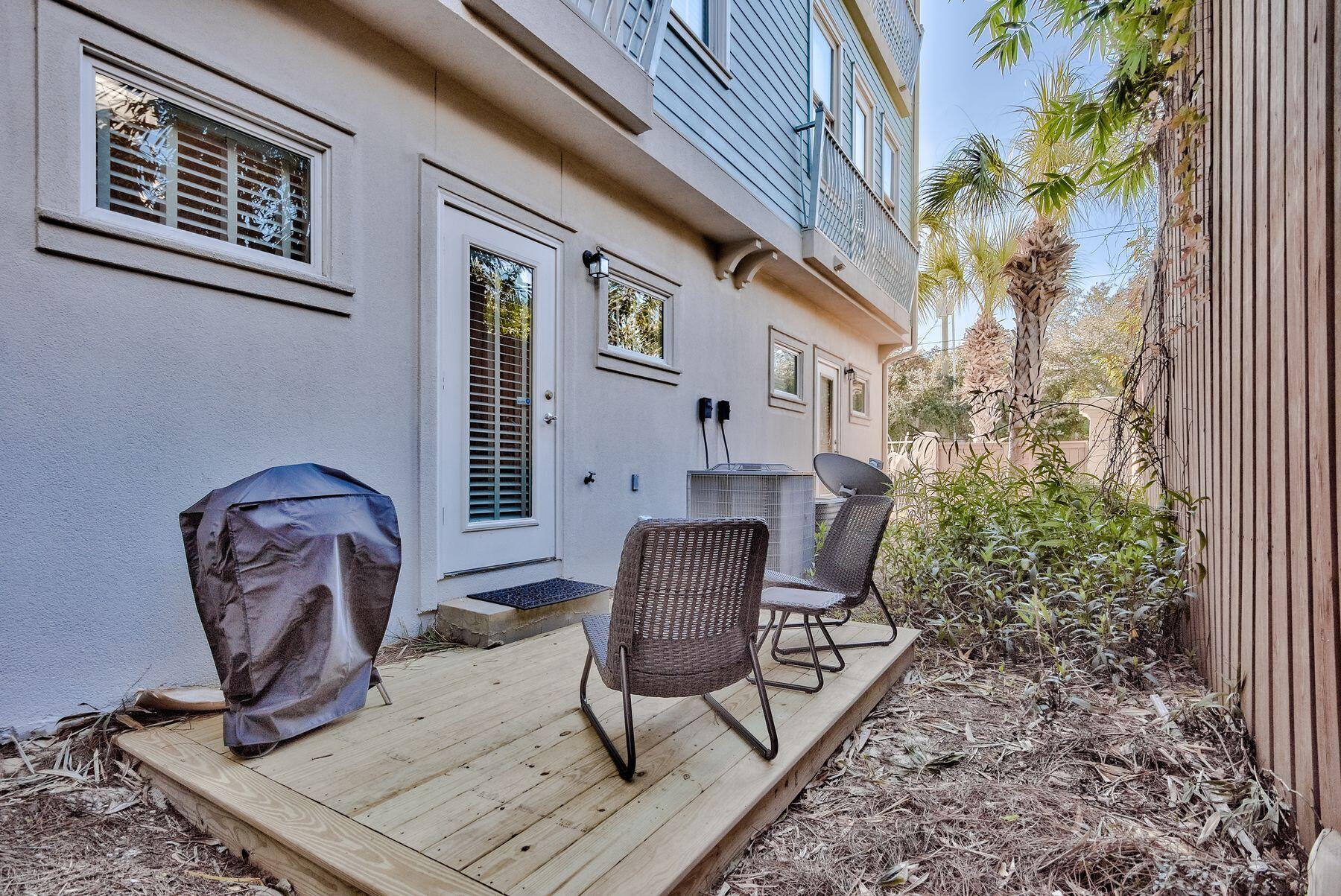 SUMMER PLACE - Residential