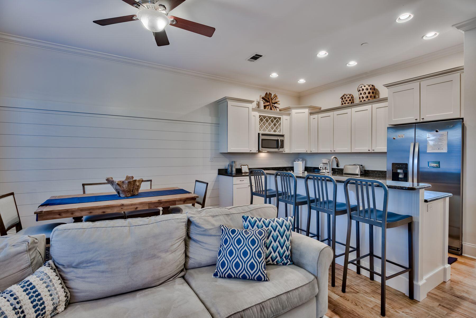 SUMMER PLACE - Residential