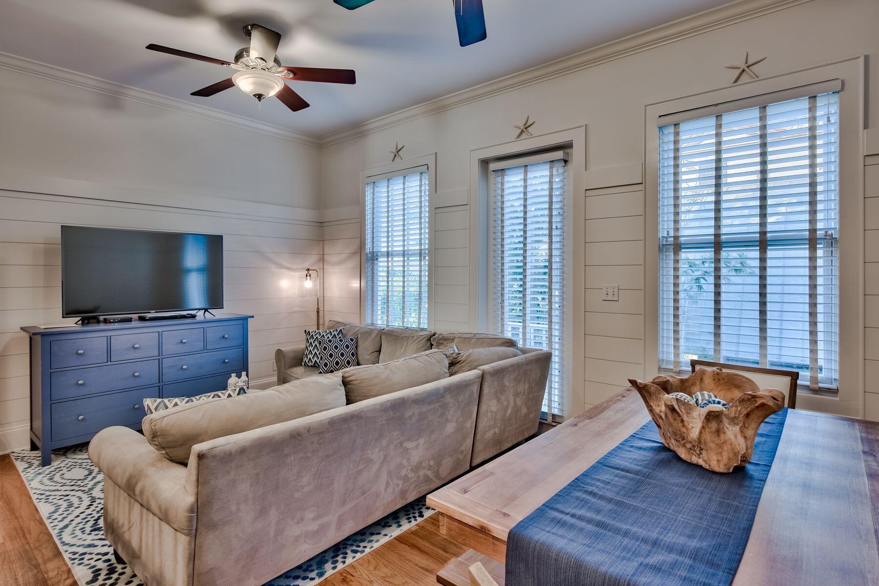 SUMMER PLACE - Residential