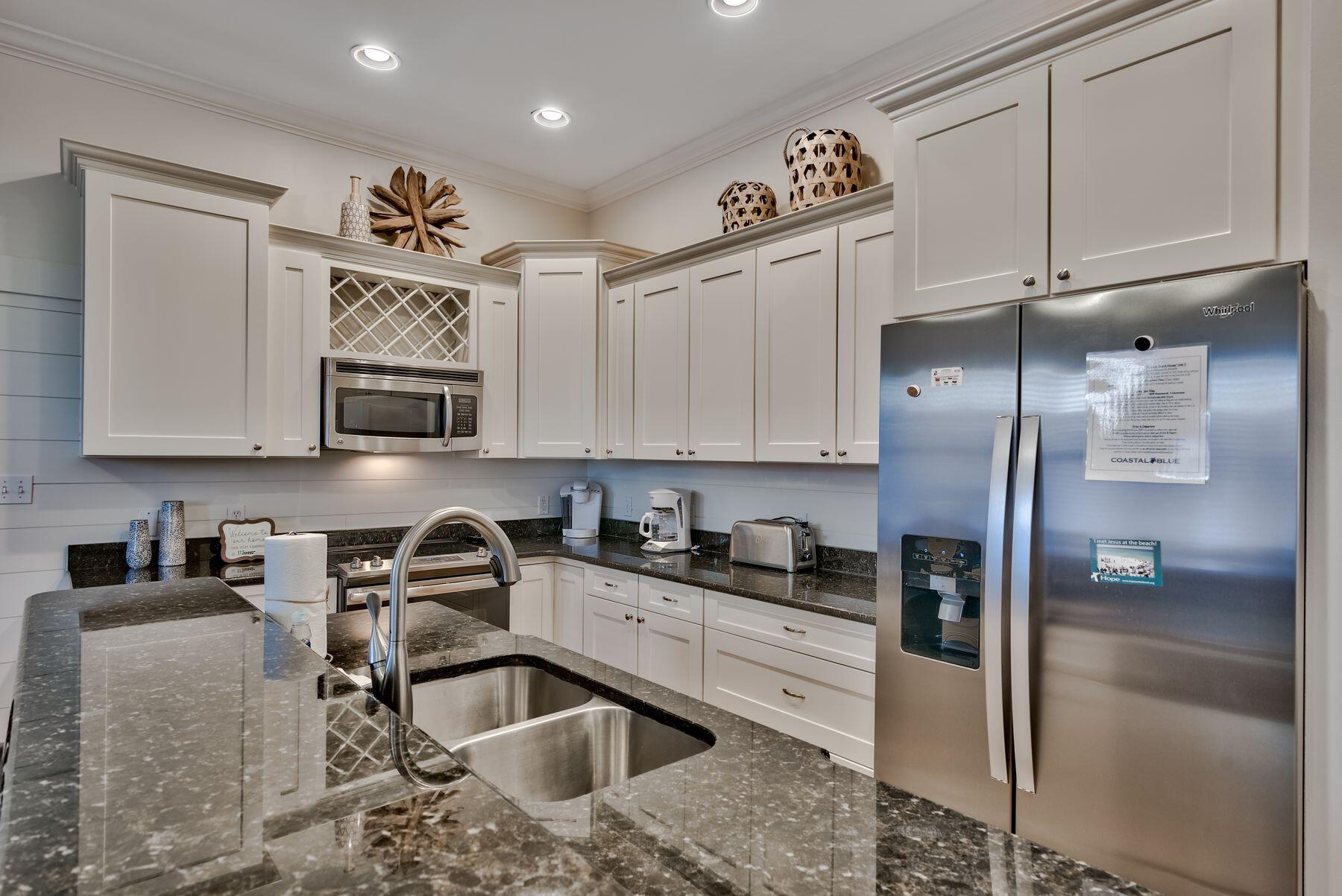 SUMMER PLACE - Residential