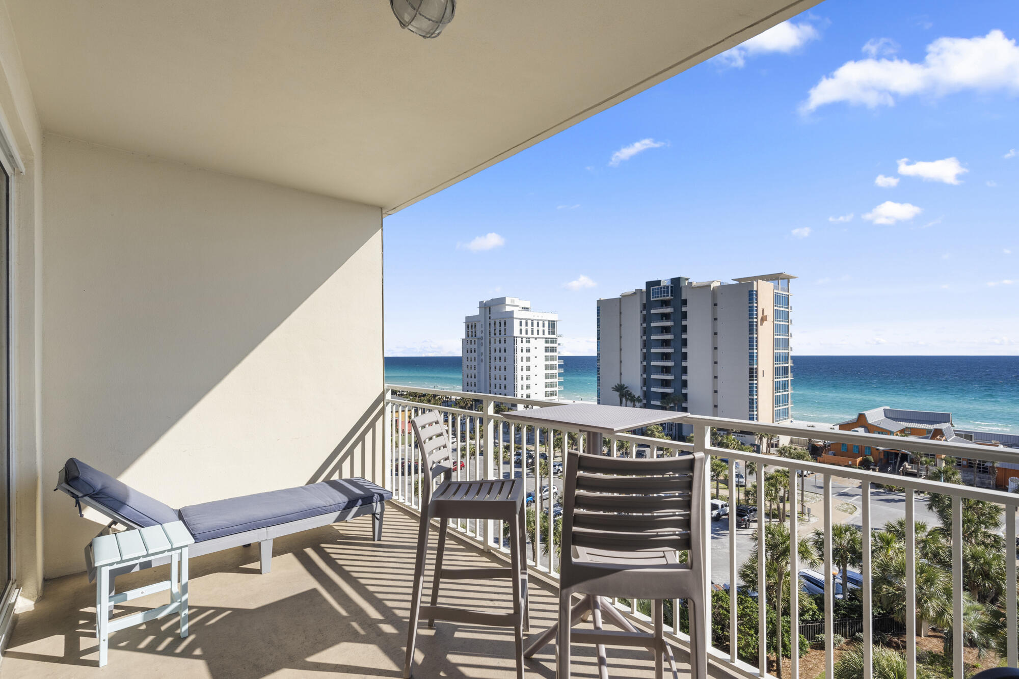 STERLING SHORES - Residential