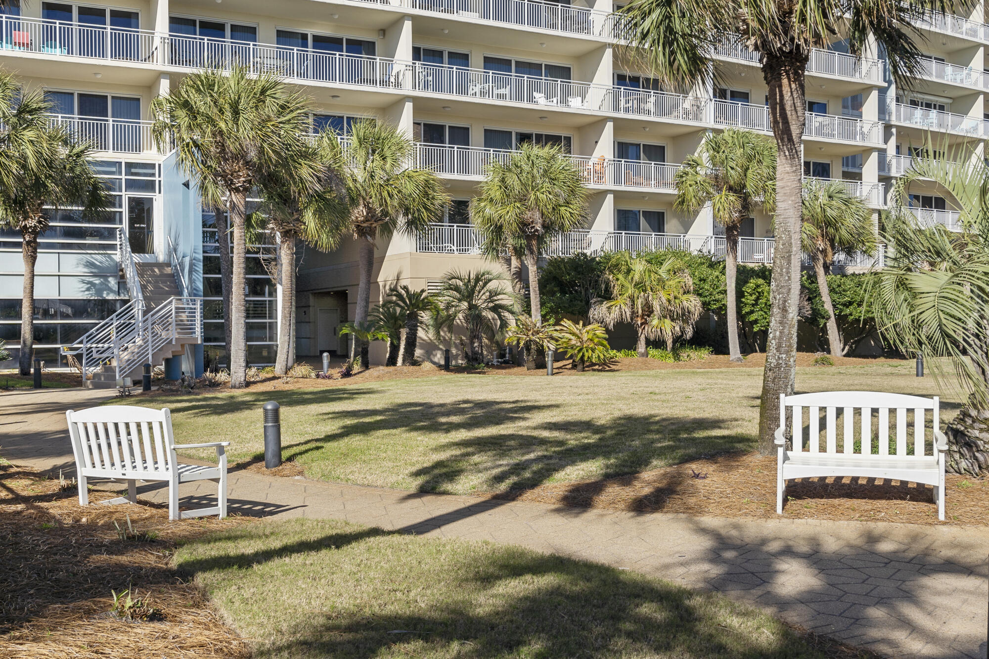 STERLING SHORES - Residential