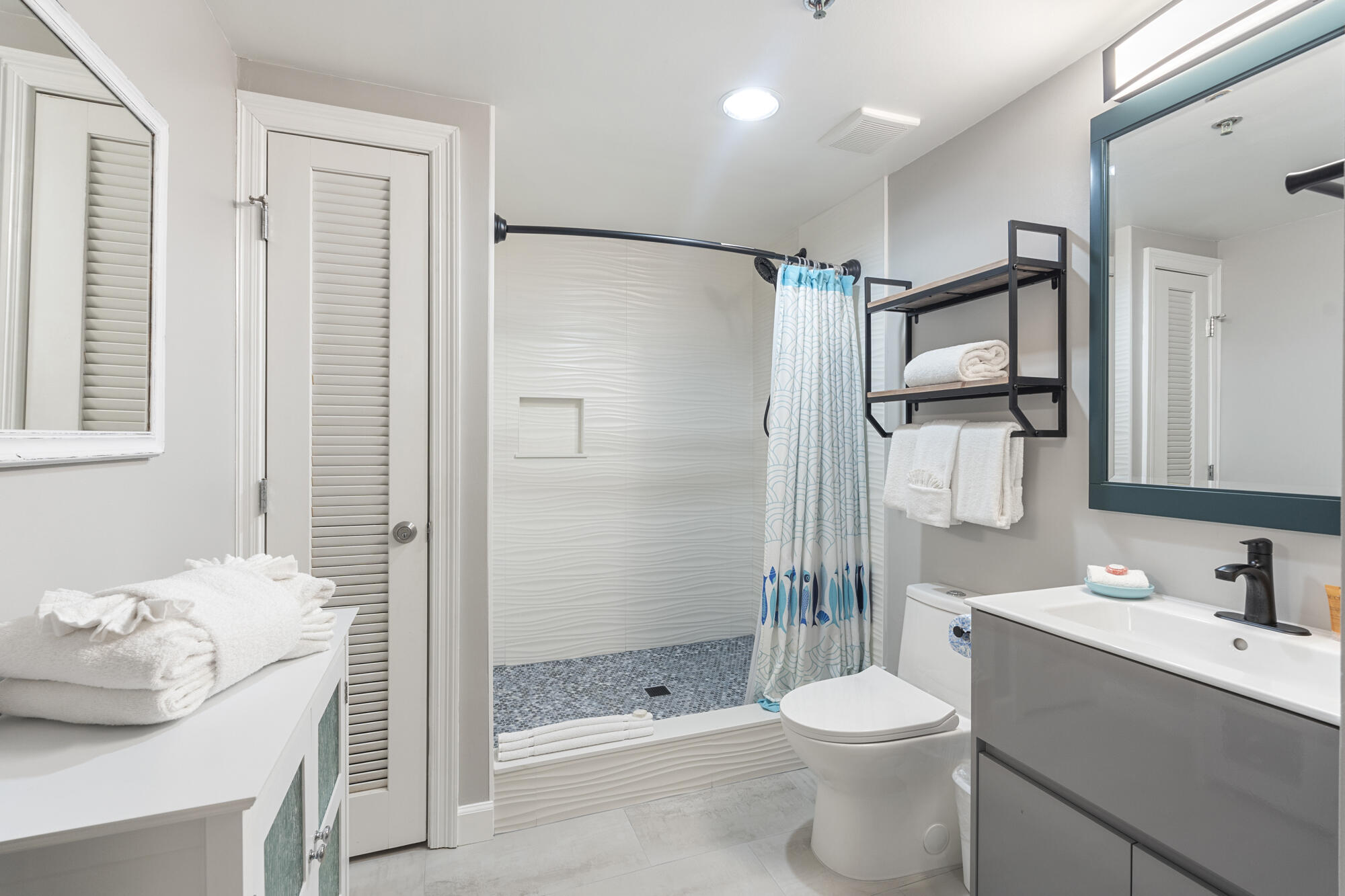 STERLING SHORES - Residential