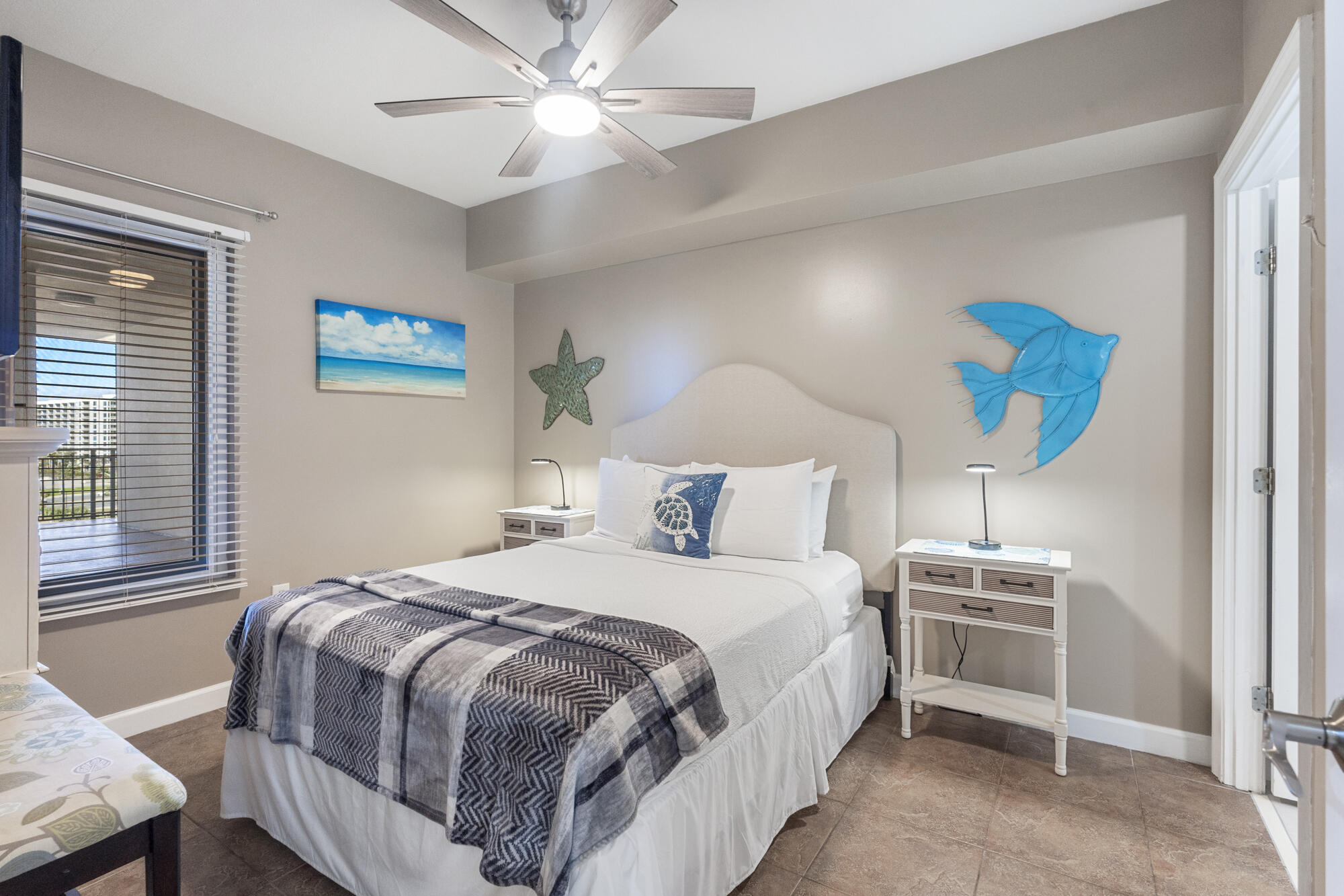 STERLING SHORES - Residential