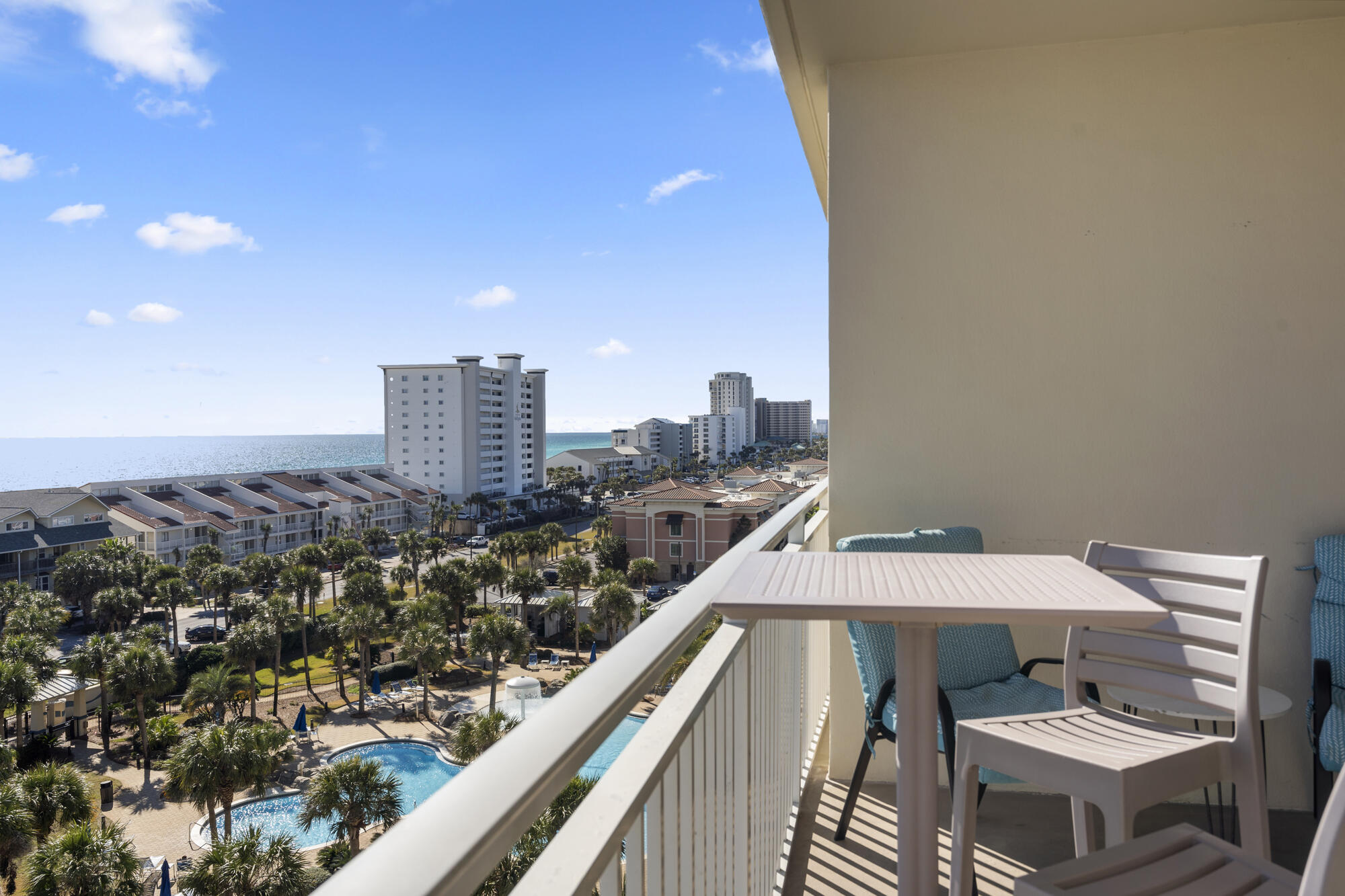 STERLING SHORES - Residential