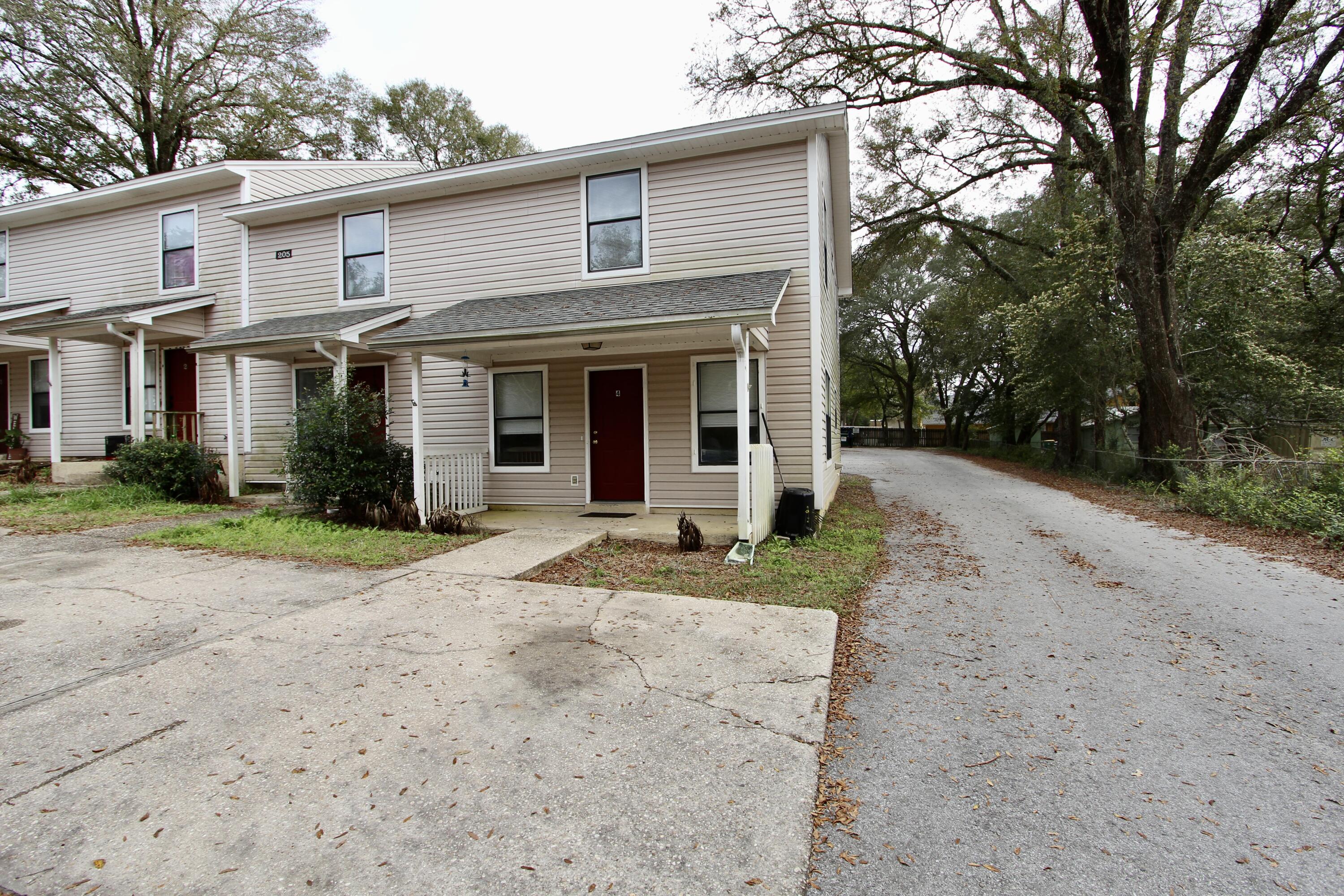 metes and bounds - Residential Lease