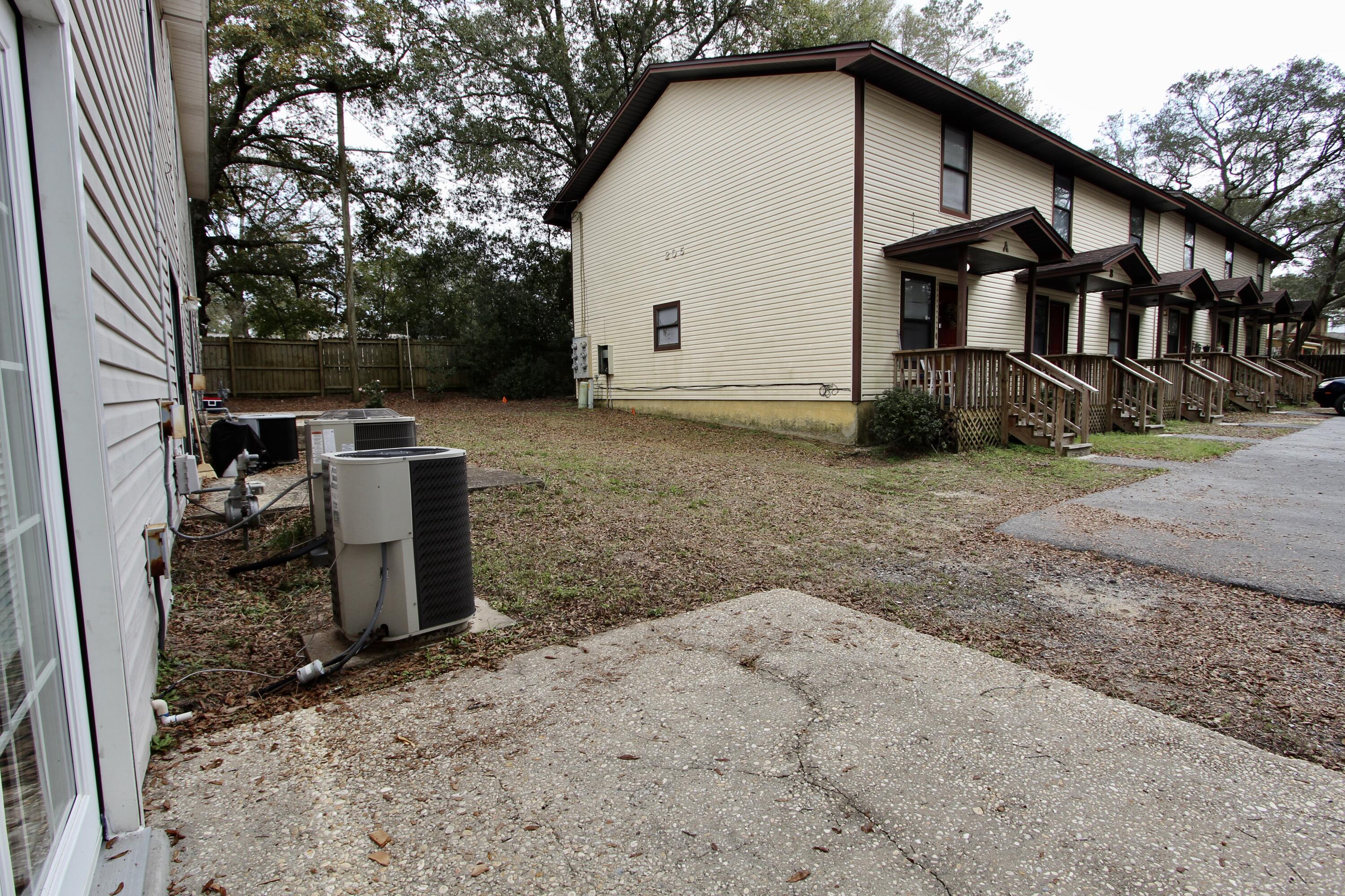 metes and bounds - Residential Lease