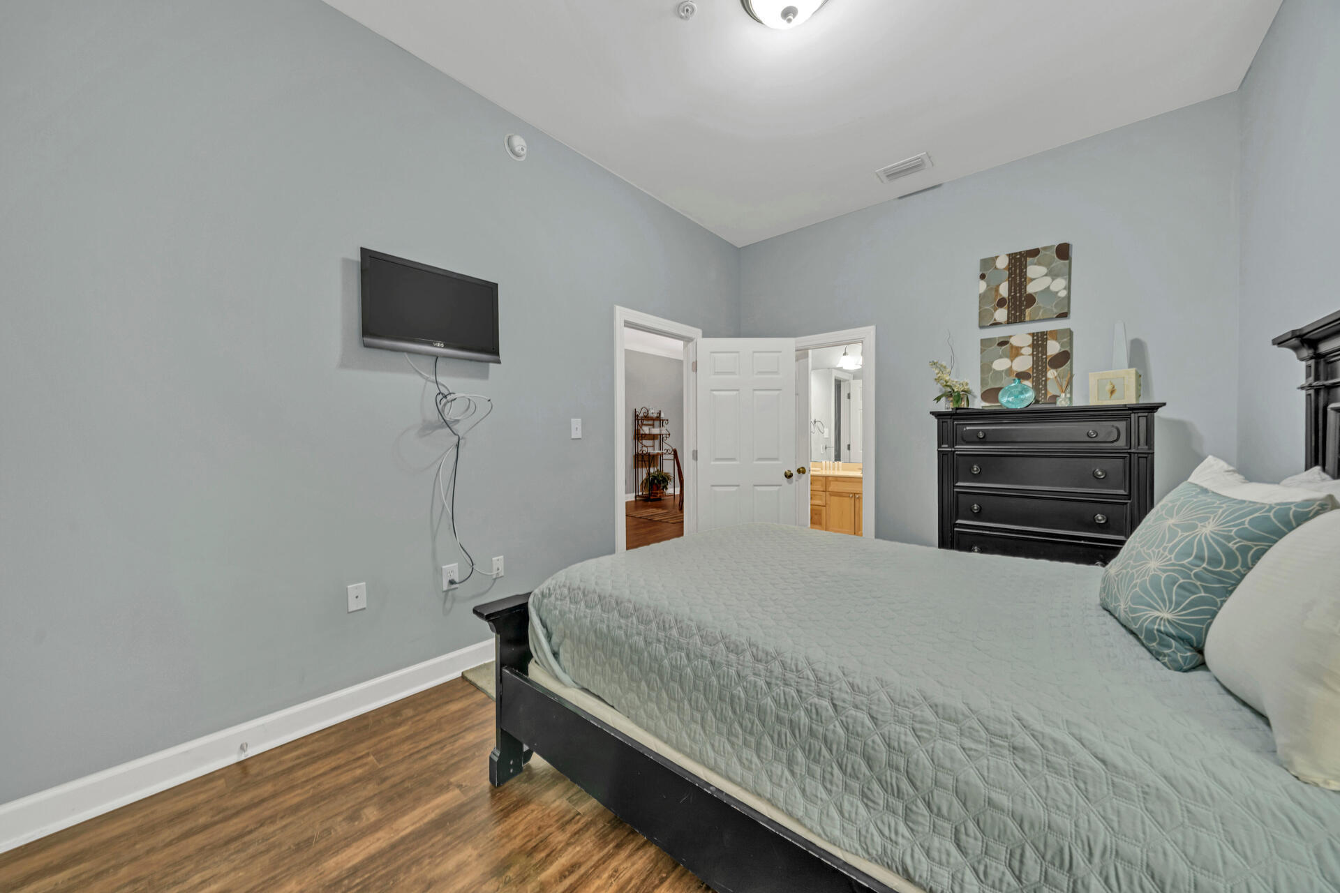 VILLAGE OF SOUTH WALTON BEACH THE - Residential