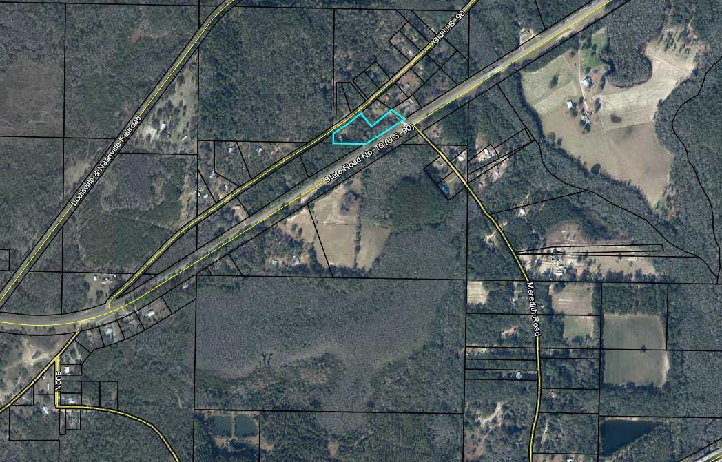 NO NAMED SUBDIVISION - Residential