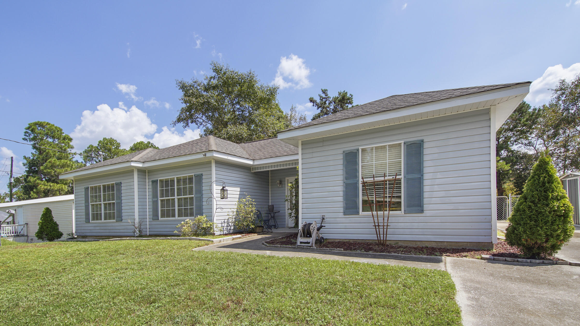 OAKWOOD LAKES ESTATES - Residential