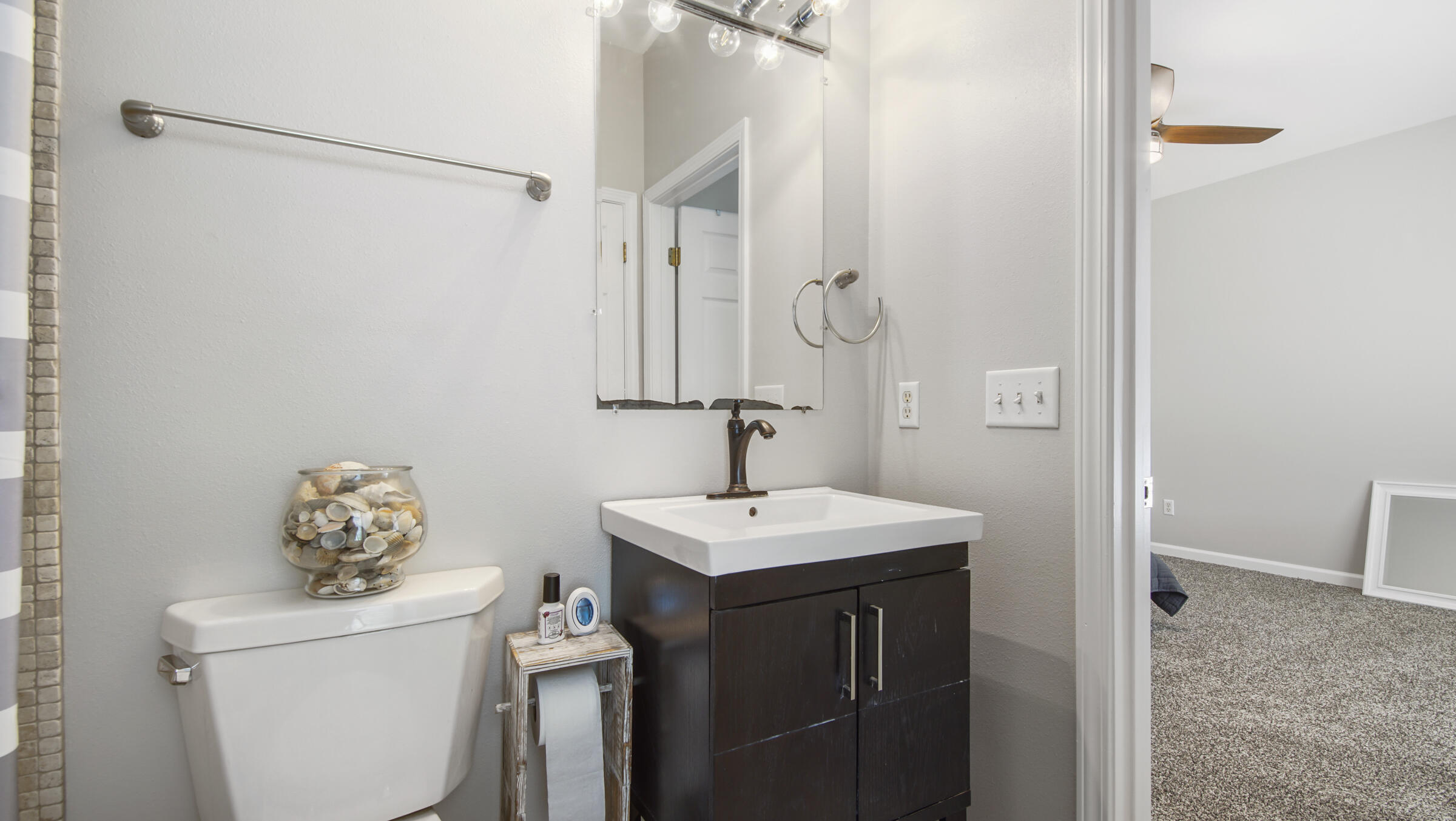 OAKWOOD LAKES ESTATES - Residential