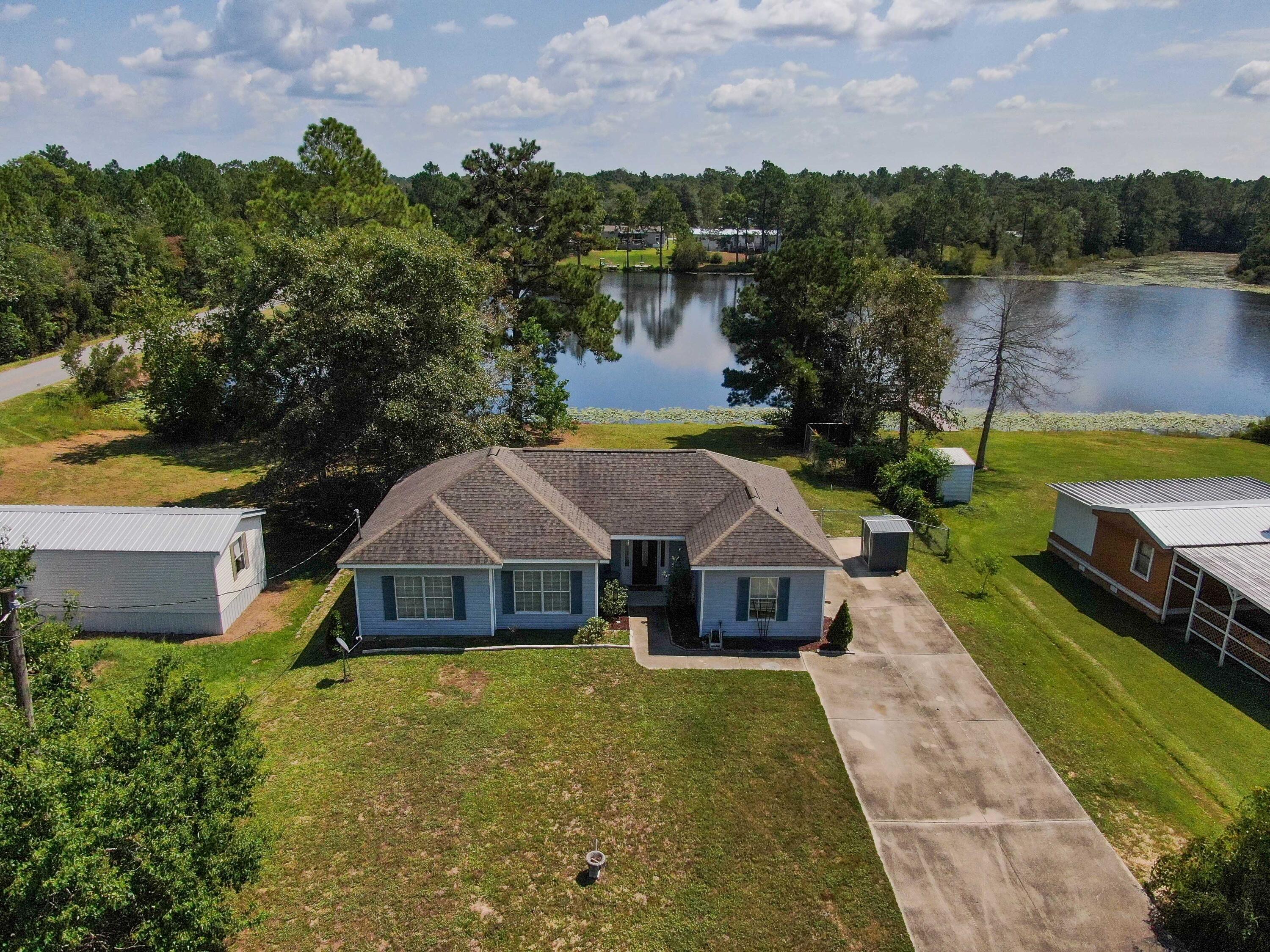 OAKWOOD LAKES ESTATES - Residential