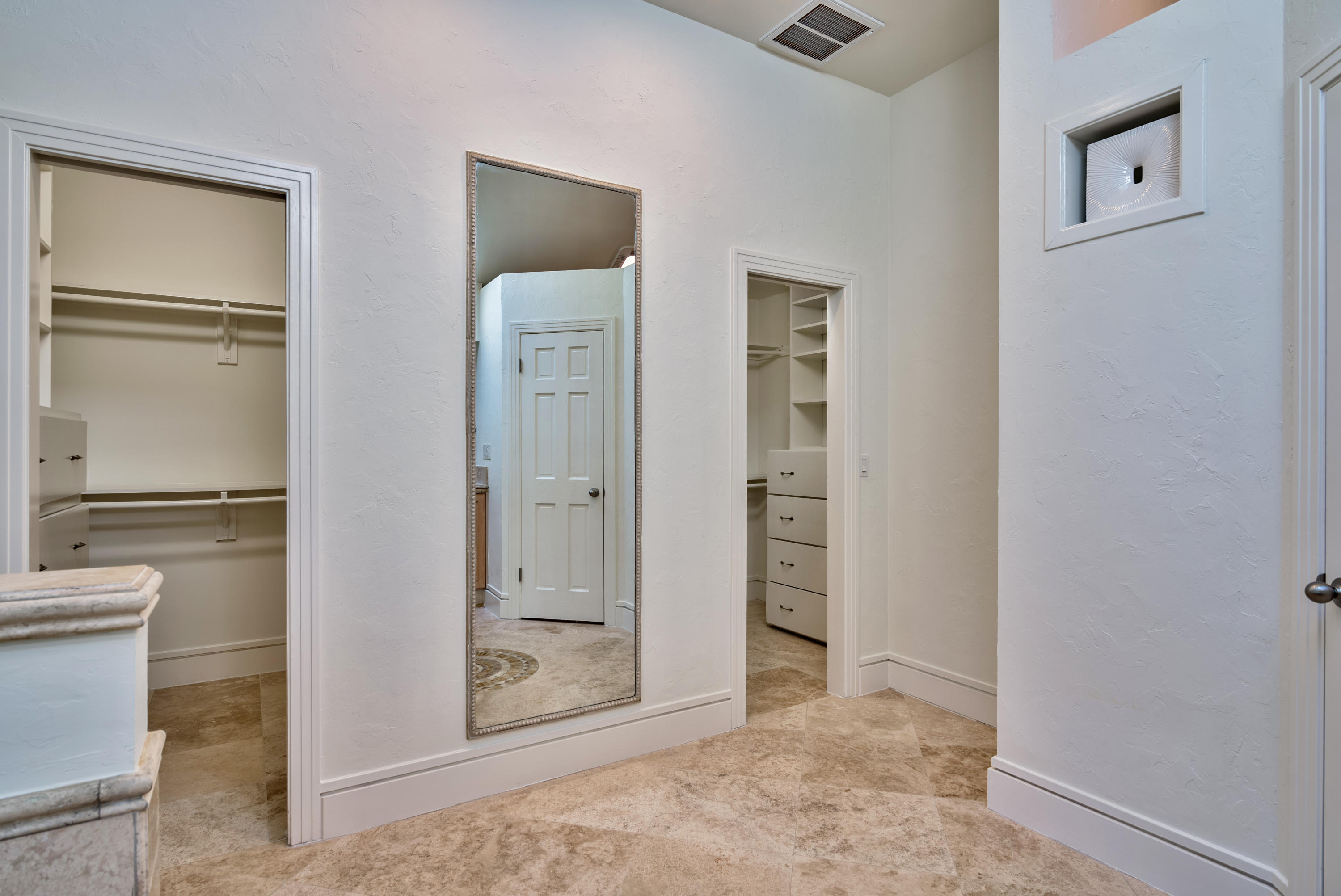HOLIDAY SHORES ESTATES - Residential