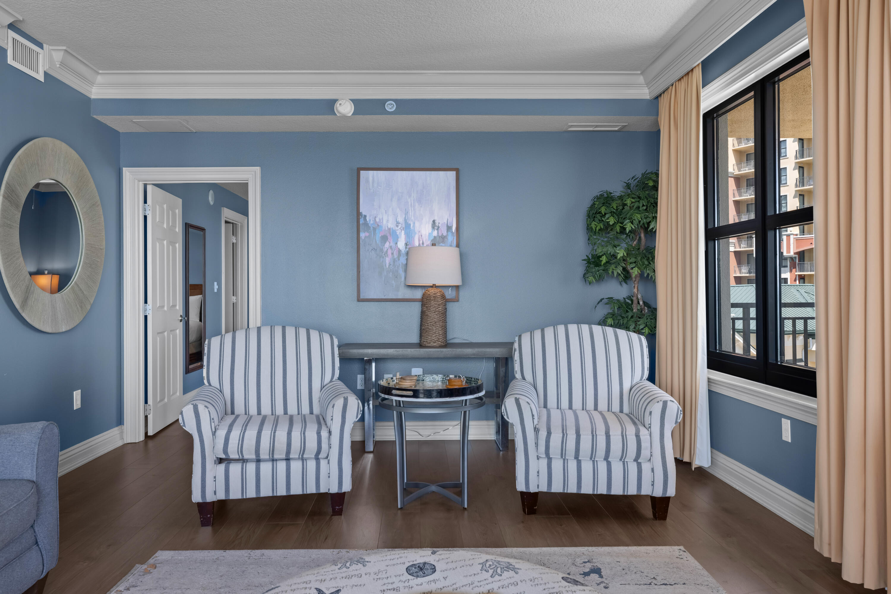 EMERALD GRANDE - Residential