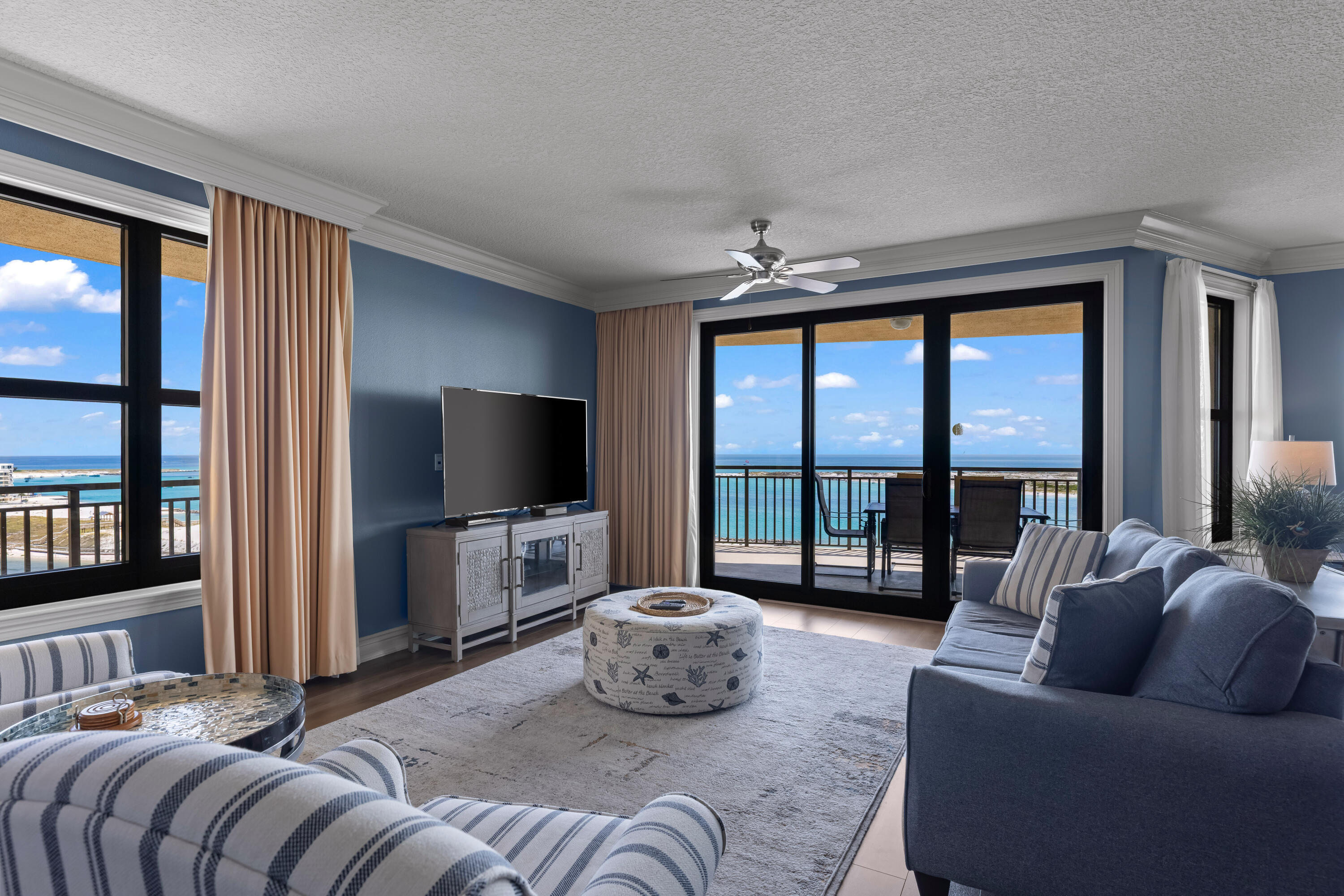 EMERALD GRANDE - Residential