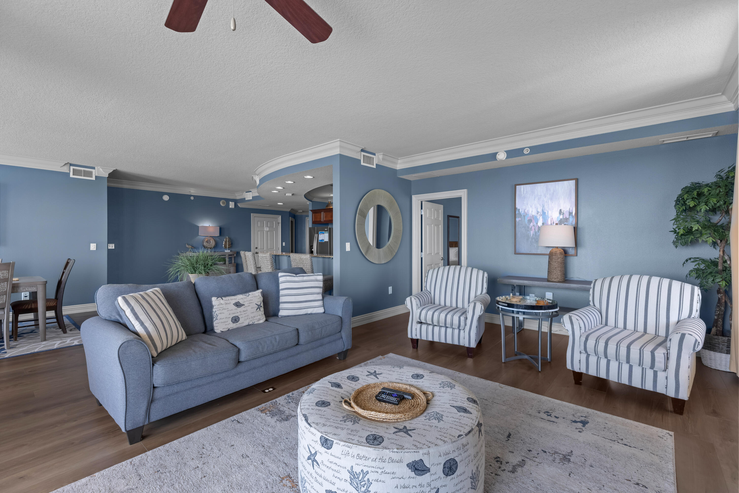 EMERALD GRANDE - Residential