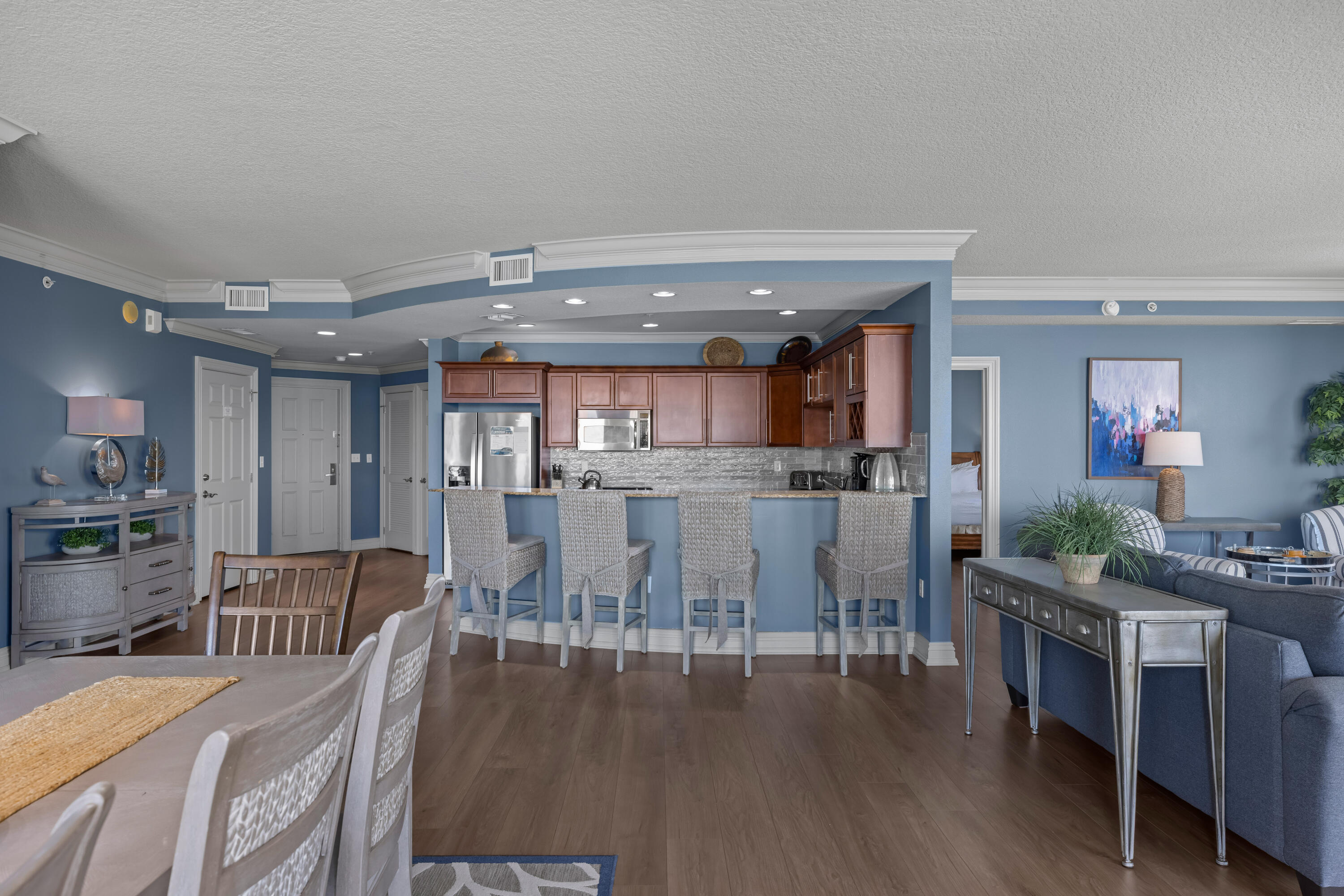 EMERALD GRANDE - Residential