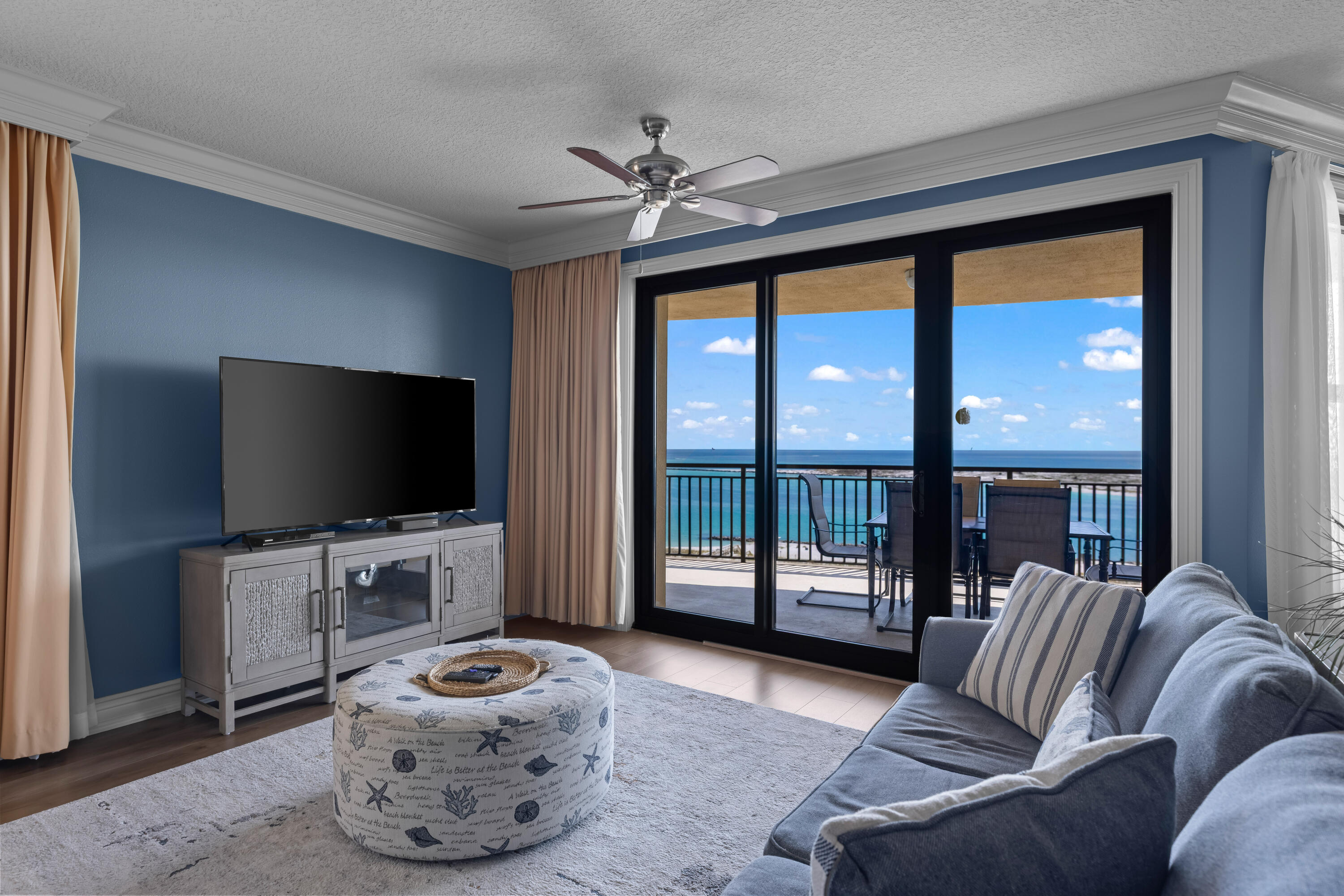 EMERALD GRANDE - Residential