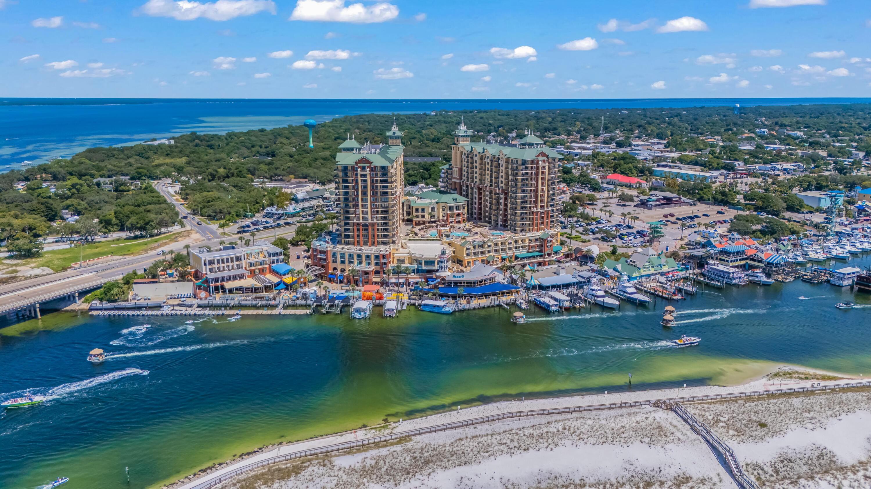 EMERALD GRANDE - Residential