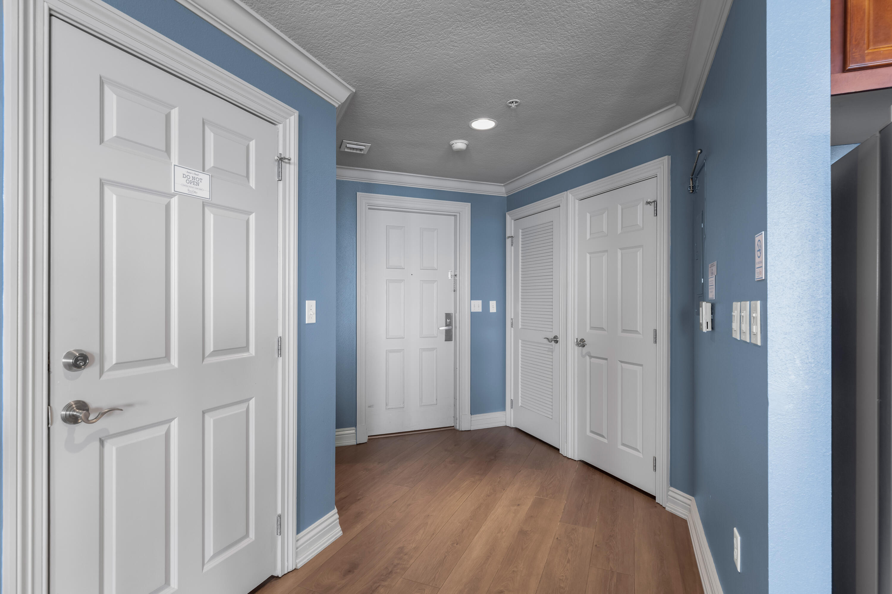 EMERALD GRANDE - Residential