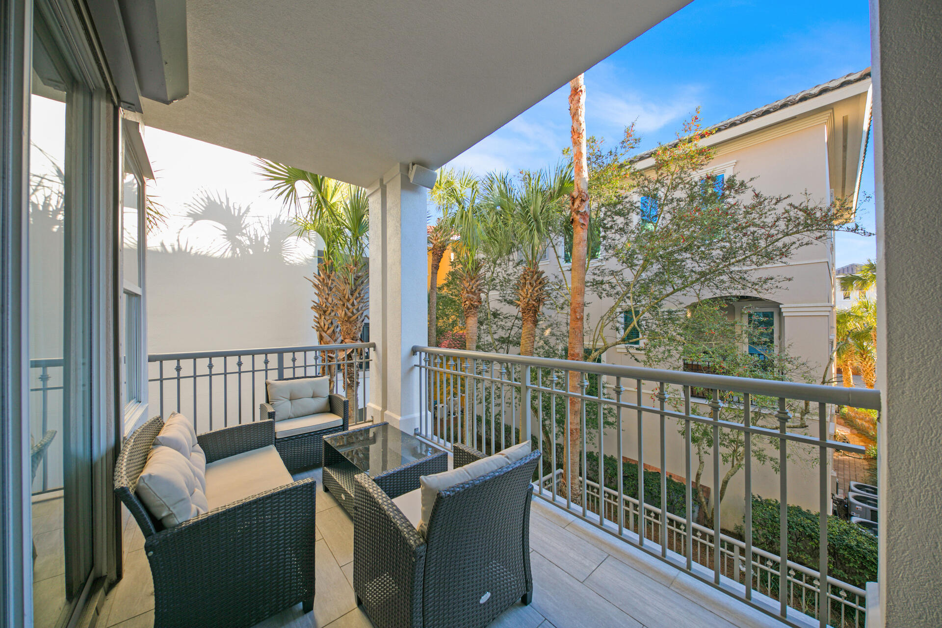 DESTINY BY THE SEA - Residential