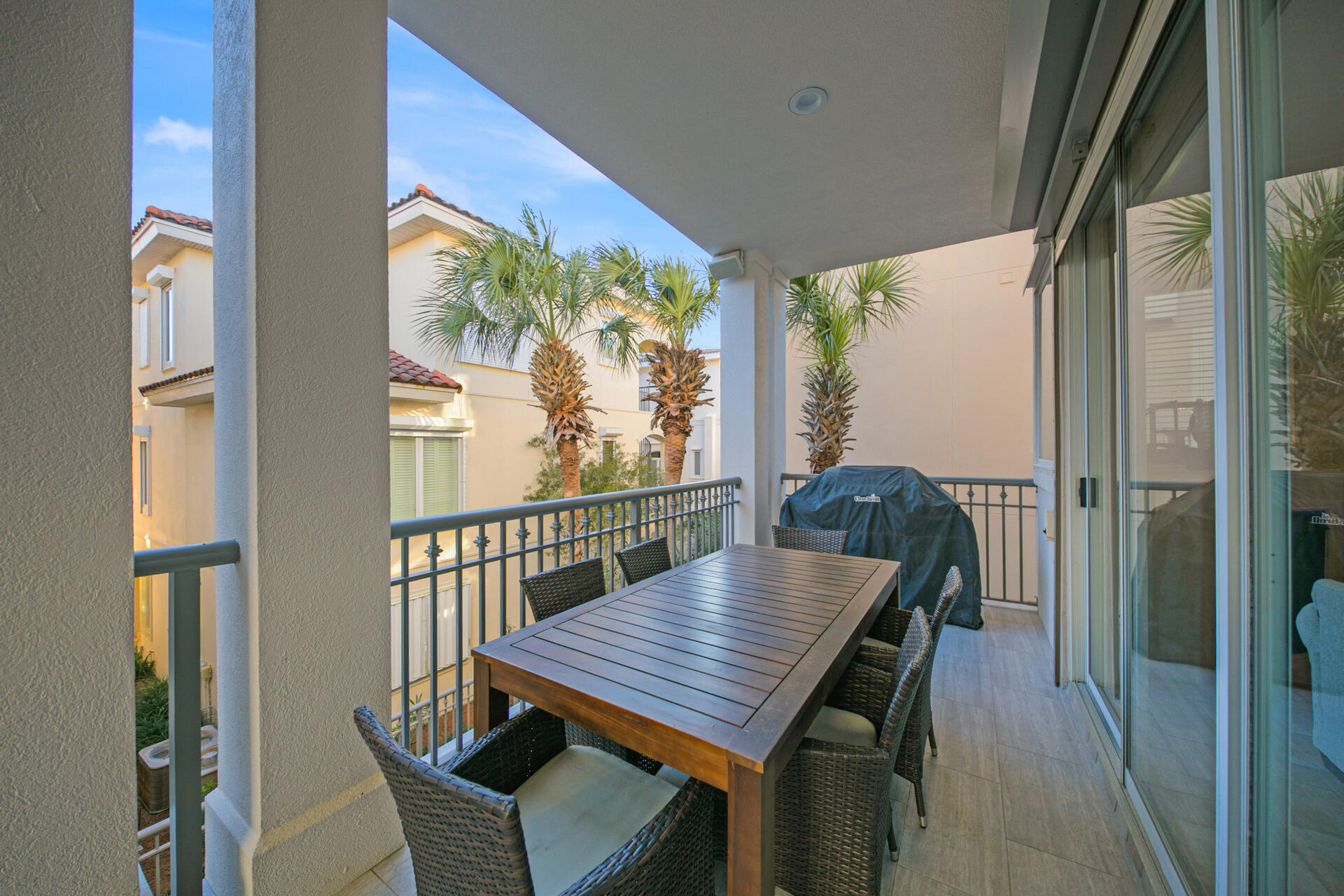DESTINY BY THE SEA - Residential