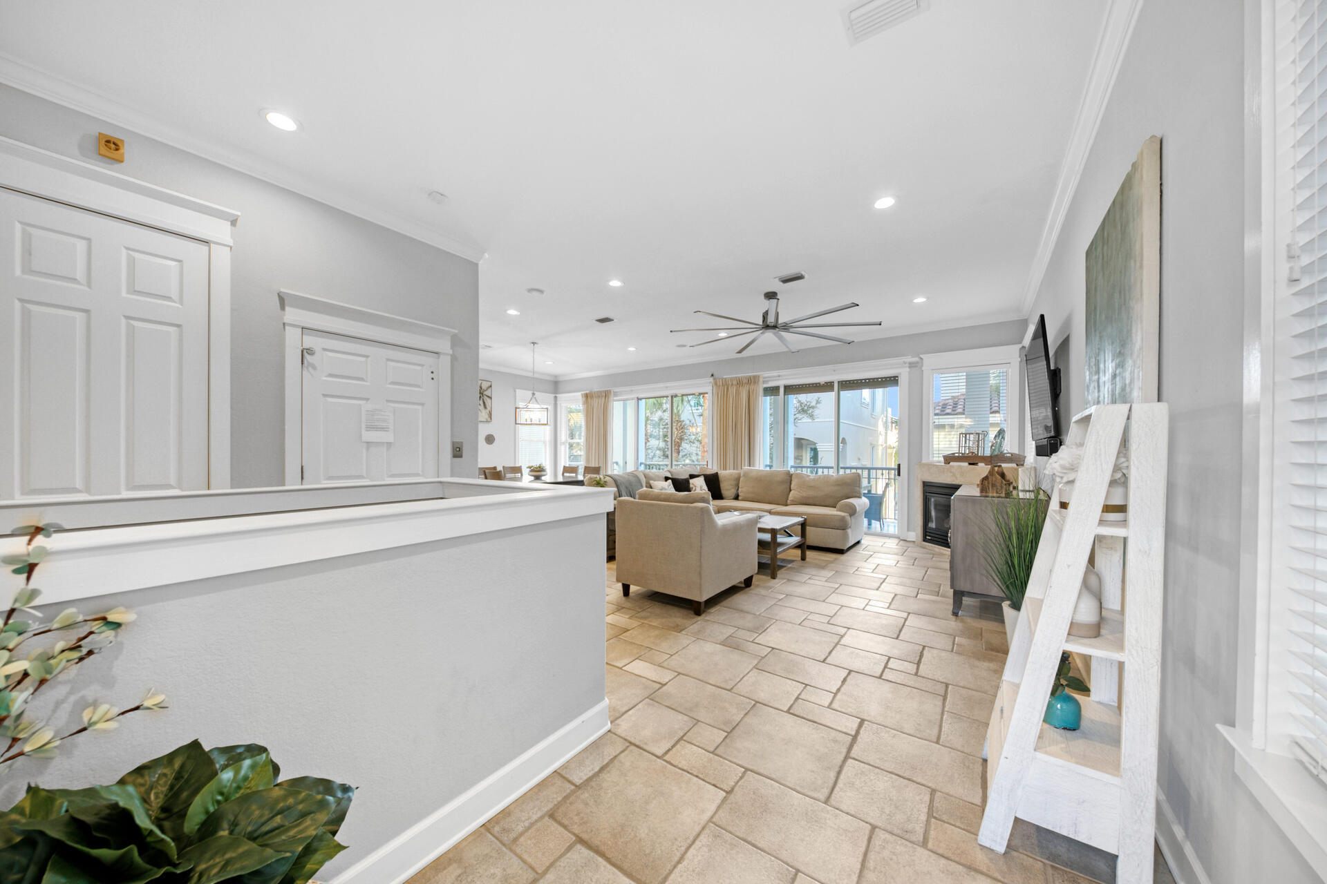 DESTINY BY THE SEA - Residential