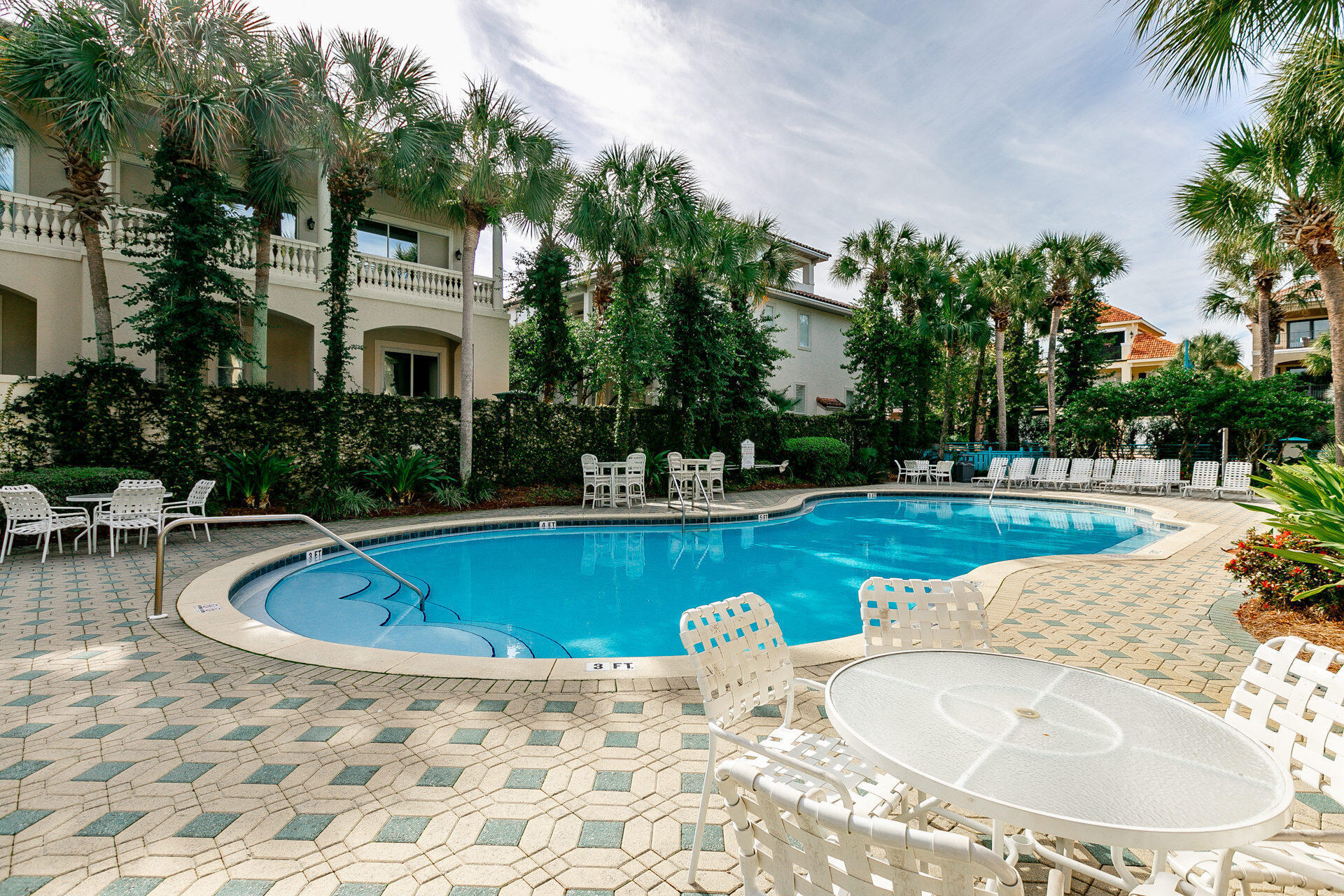 DESTINY BY THE SEA - Residential