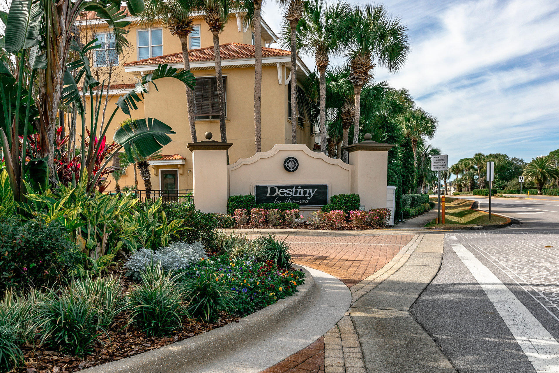 DESTINY BY THE SEA - Residential