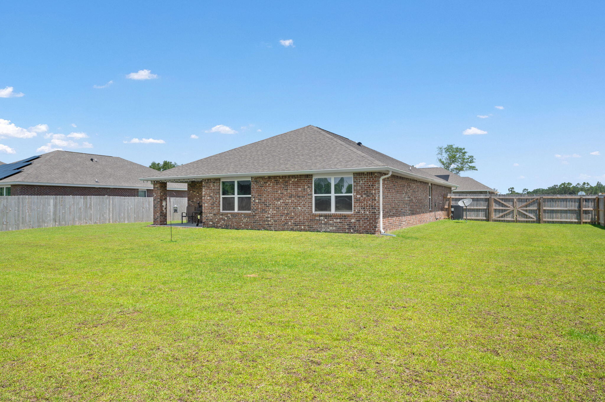 PLANTATION WOODS - Residential