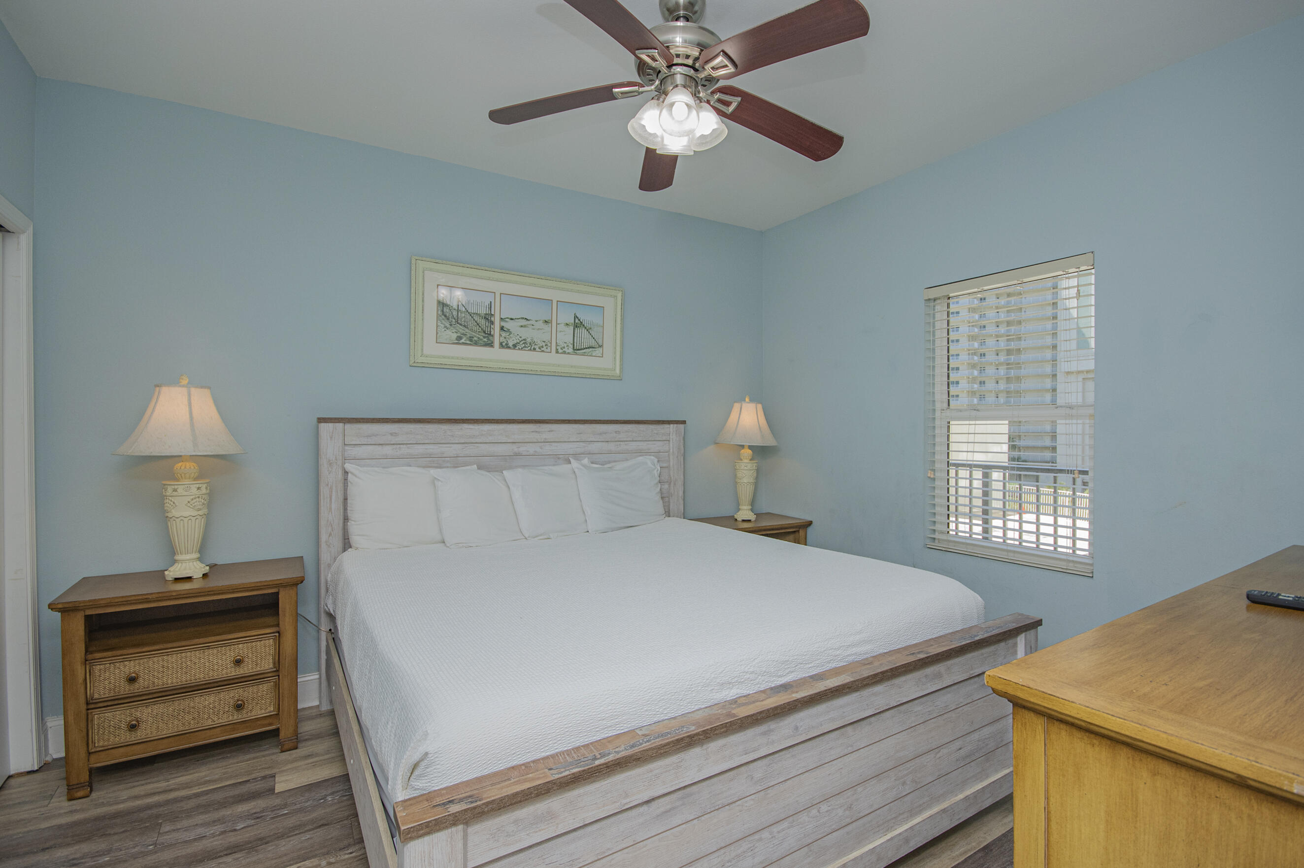 Laketown Wharf - Residential