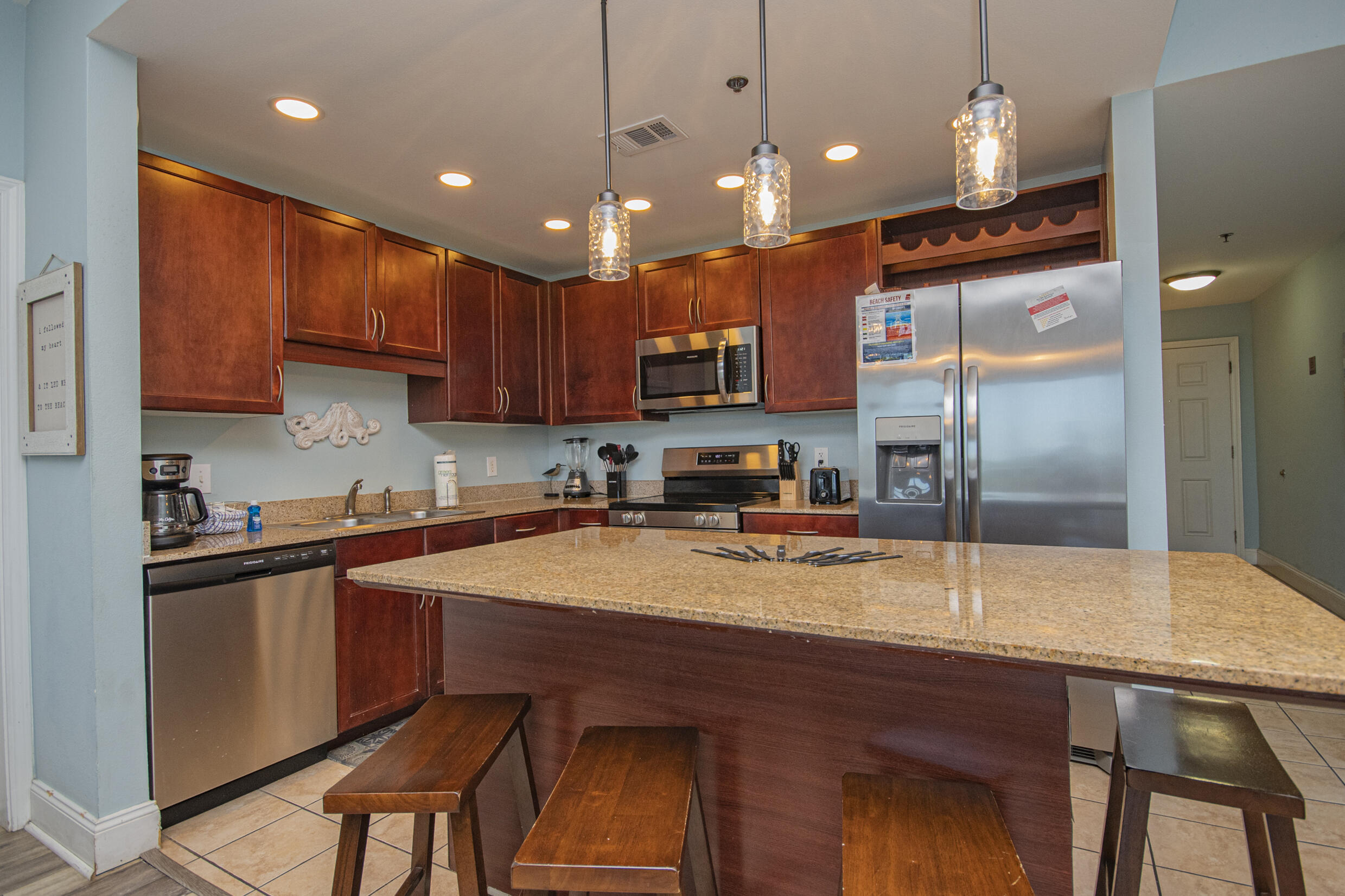Laketown Wharf - Residential