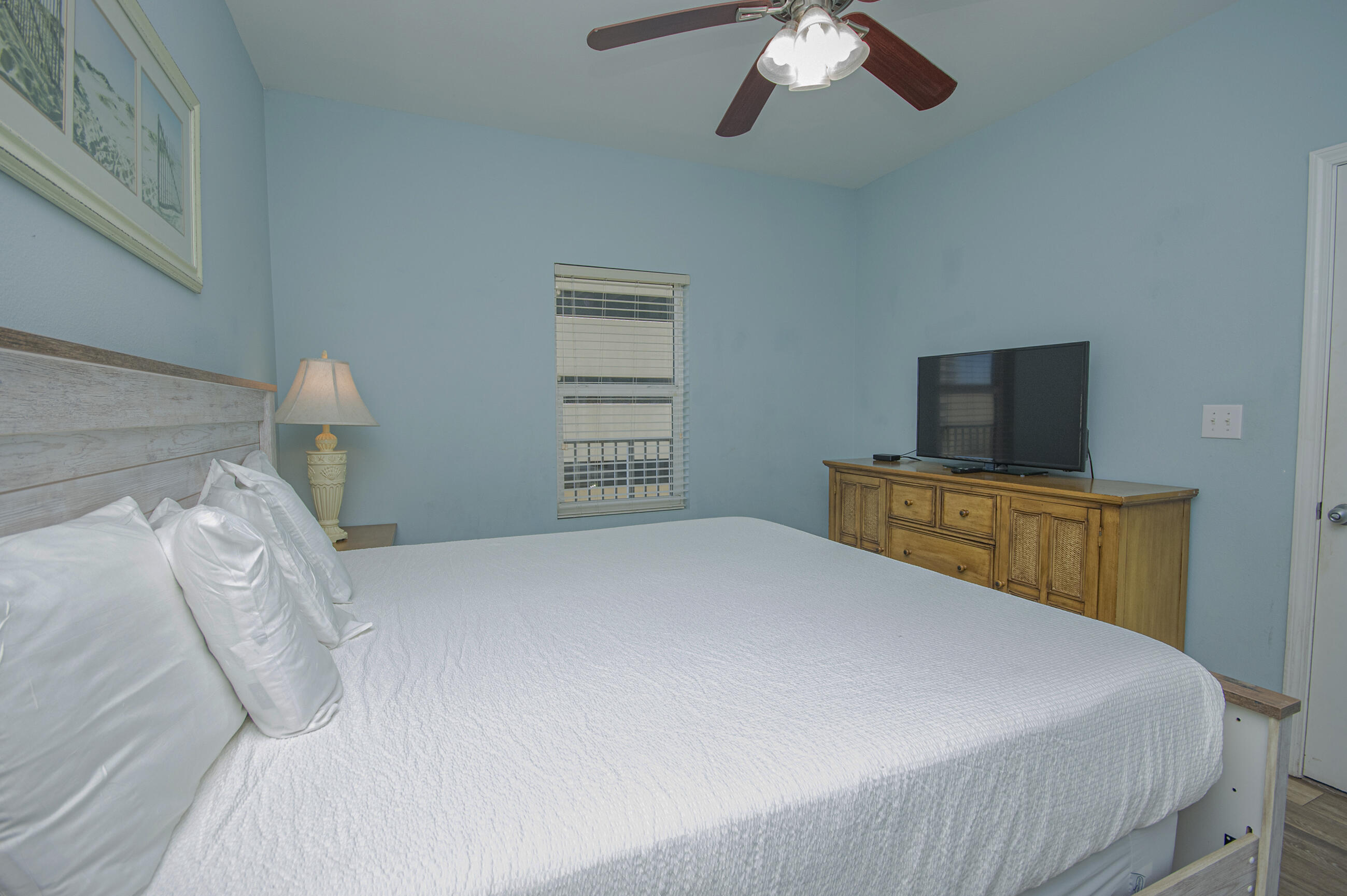 Laketown Wharf - Residential