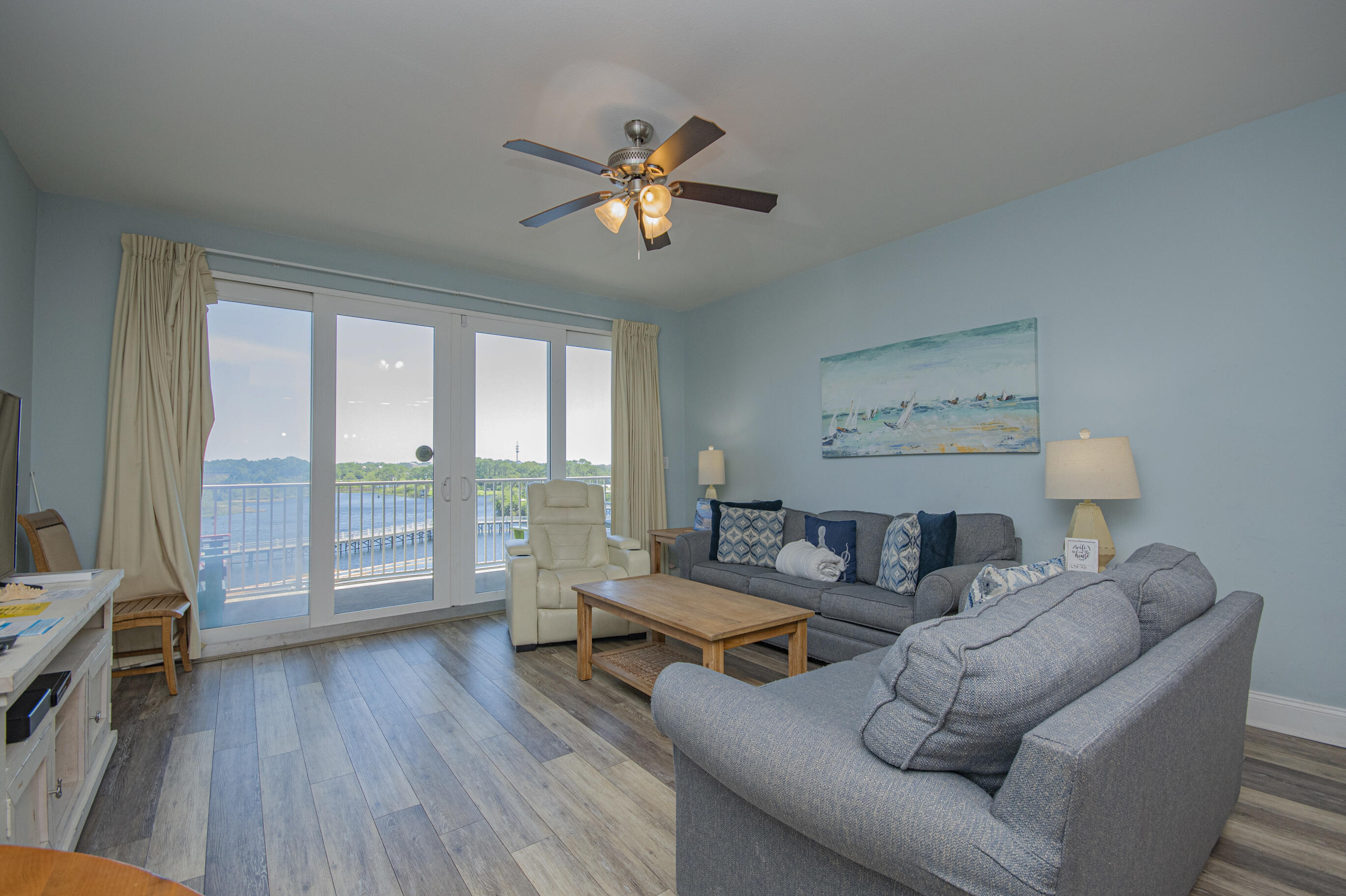 Laketown Wharf - Residential