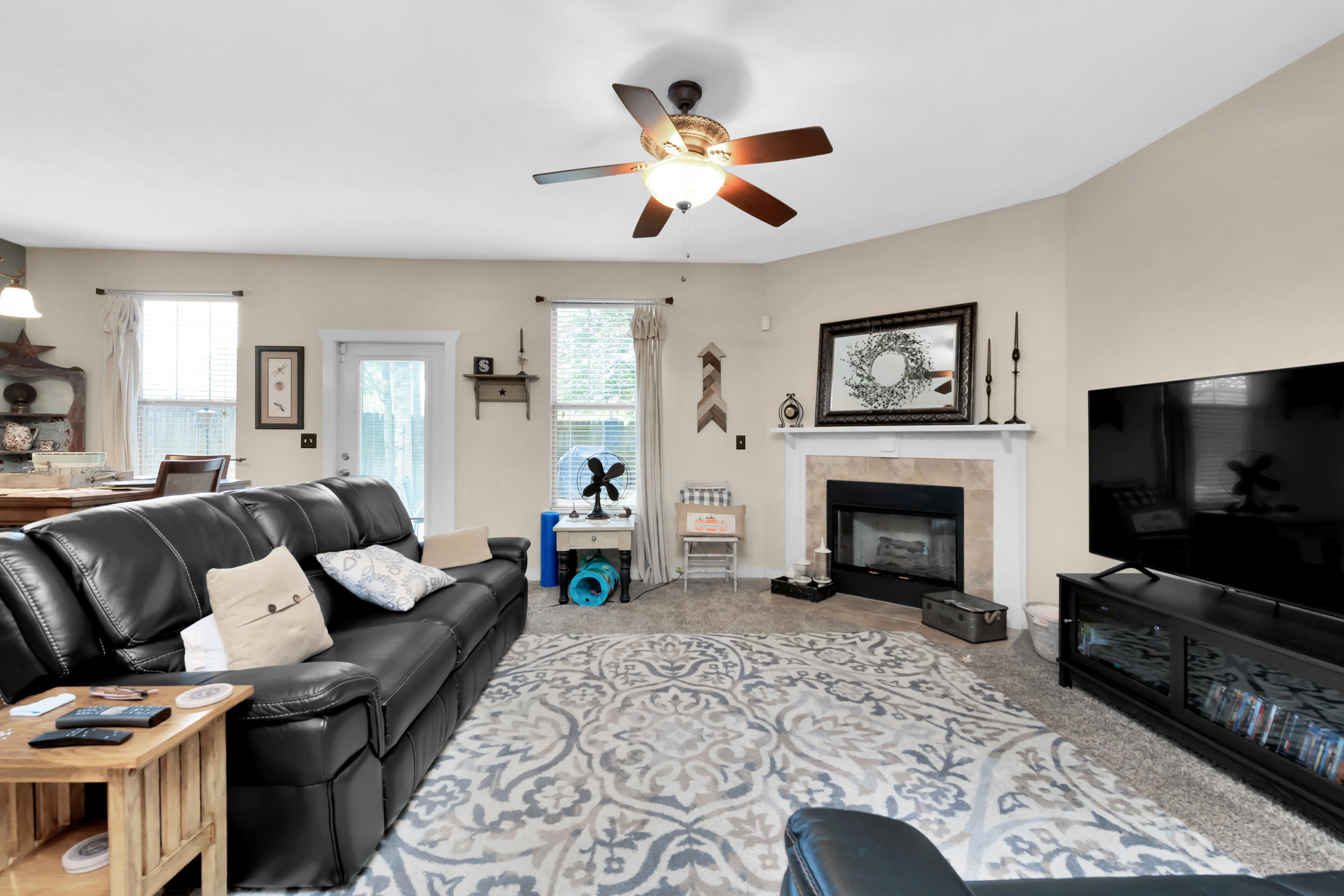 WALSH GLEN ESTATES - Residential