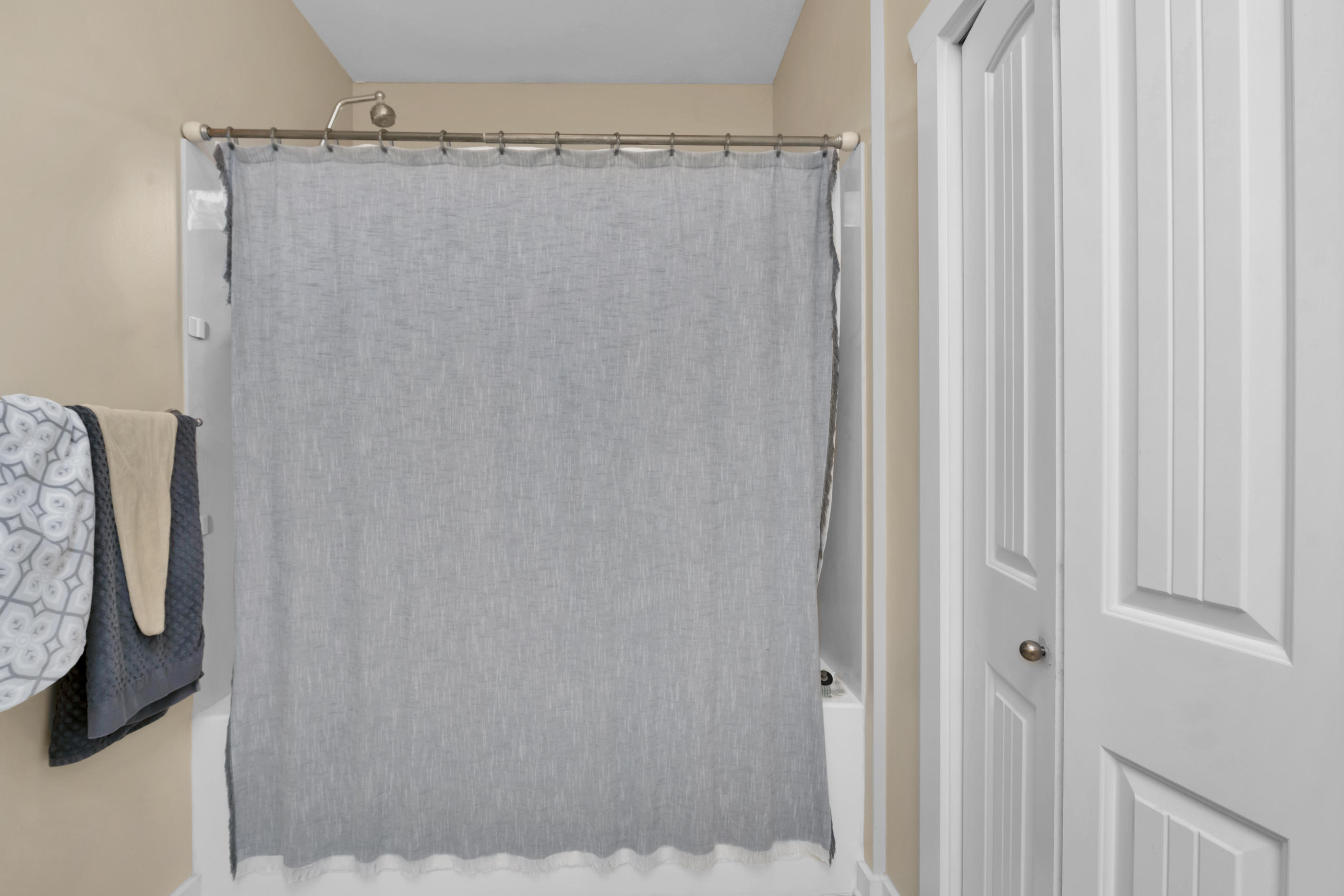 WALSH GLEN ESTATES - Residential