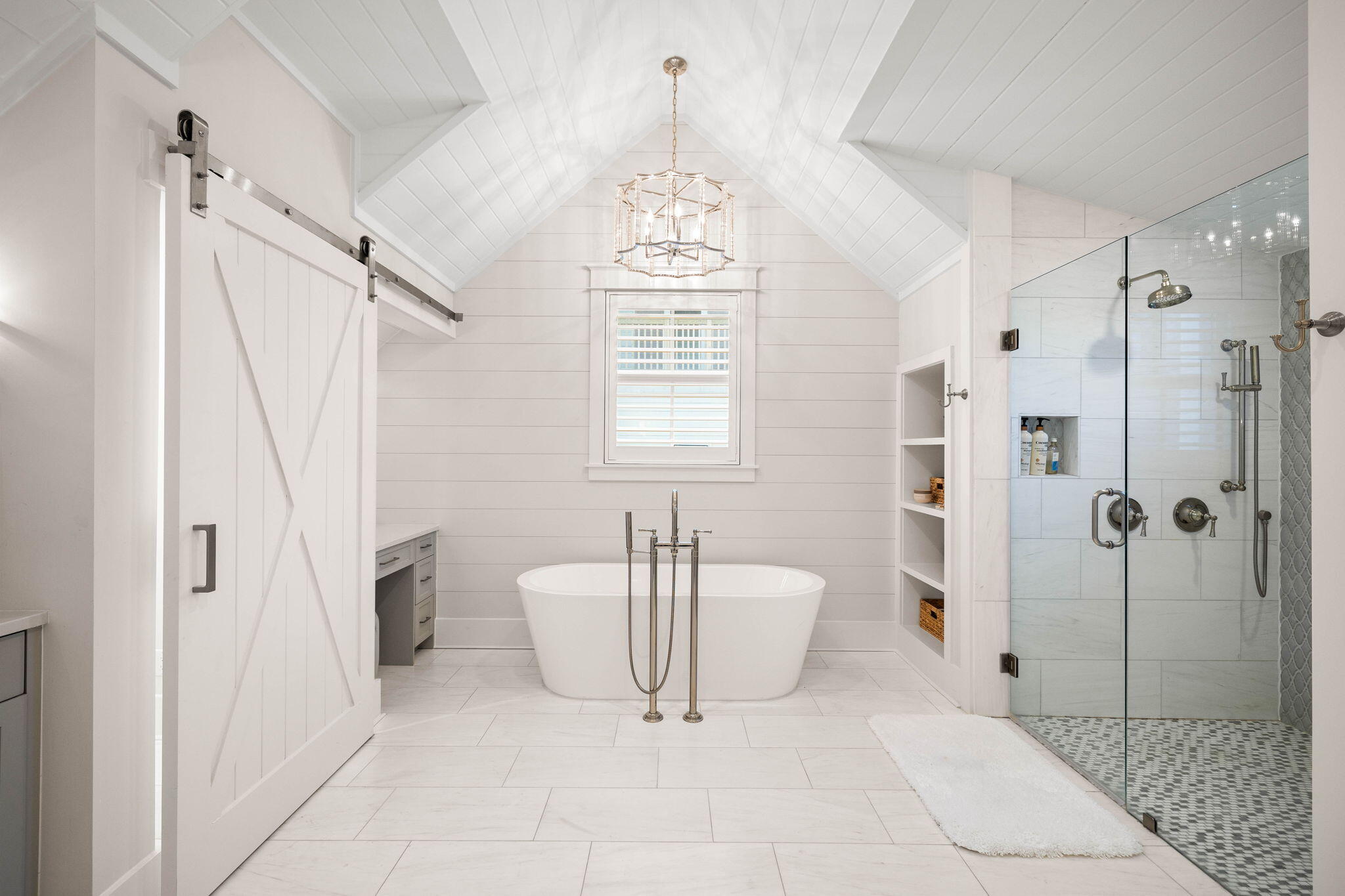 RETREAT THE - Residential