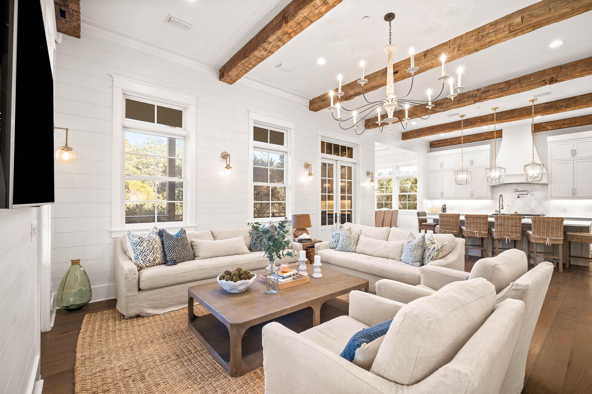 RETREAT THE - Residential