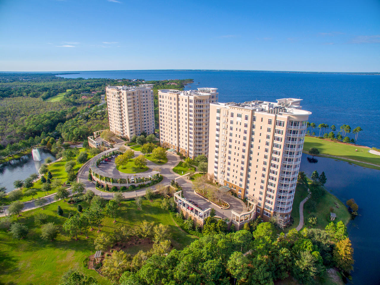 ONE WATER PLACE - Residential