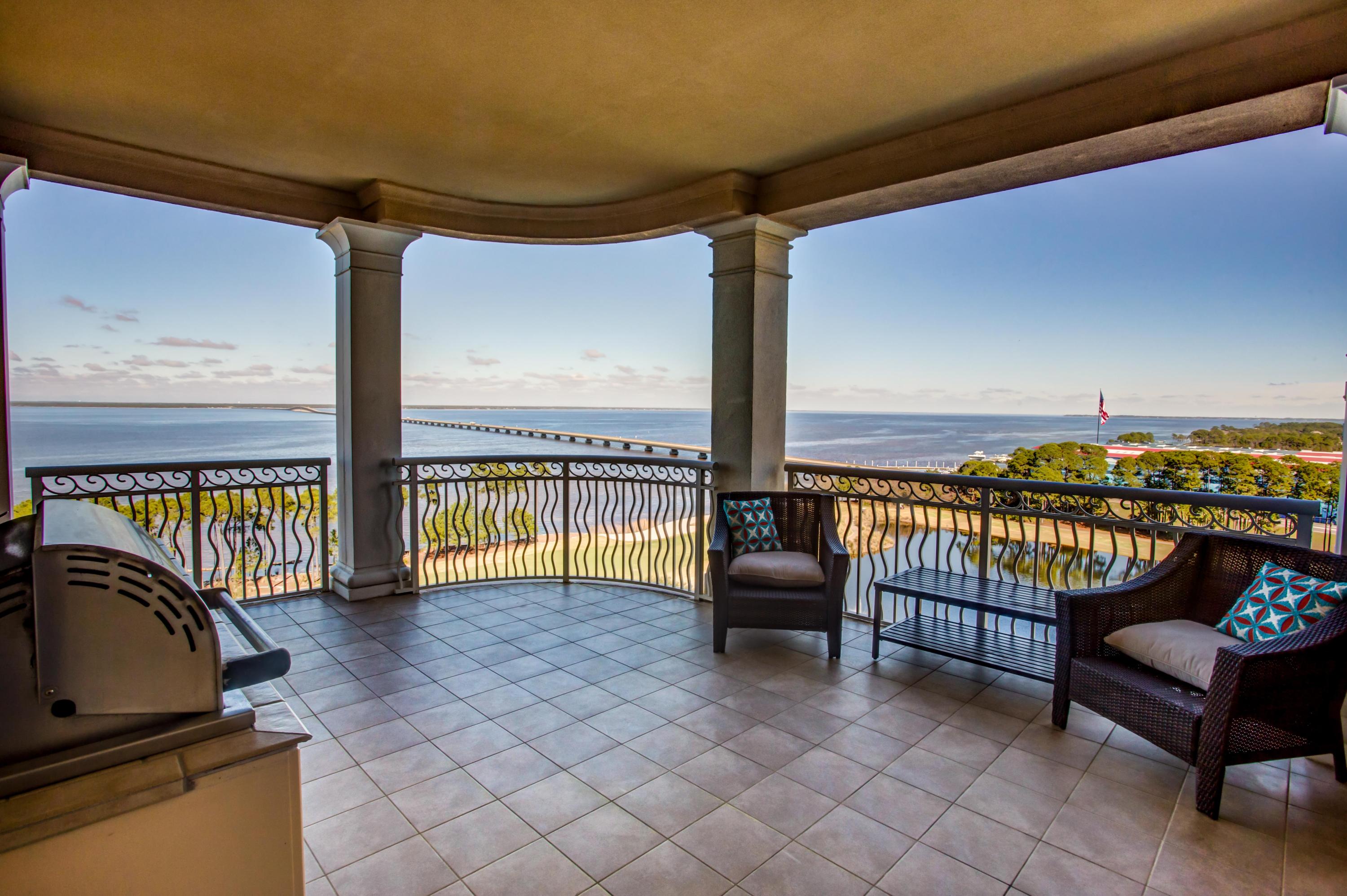 ONE WATER PLACE - Residential